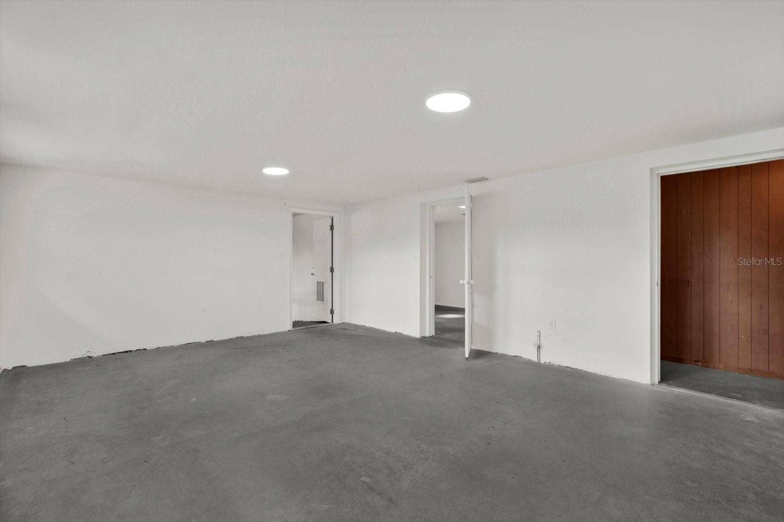 6102 INDIANA AVENUE, New Port Richey, FL 34653 6102 INDIANA AVENUE, New Port Richey, FL 34653