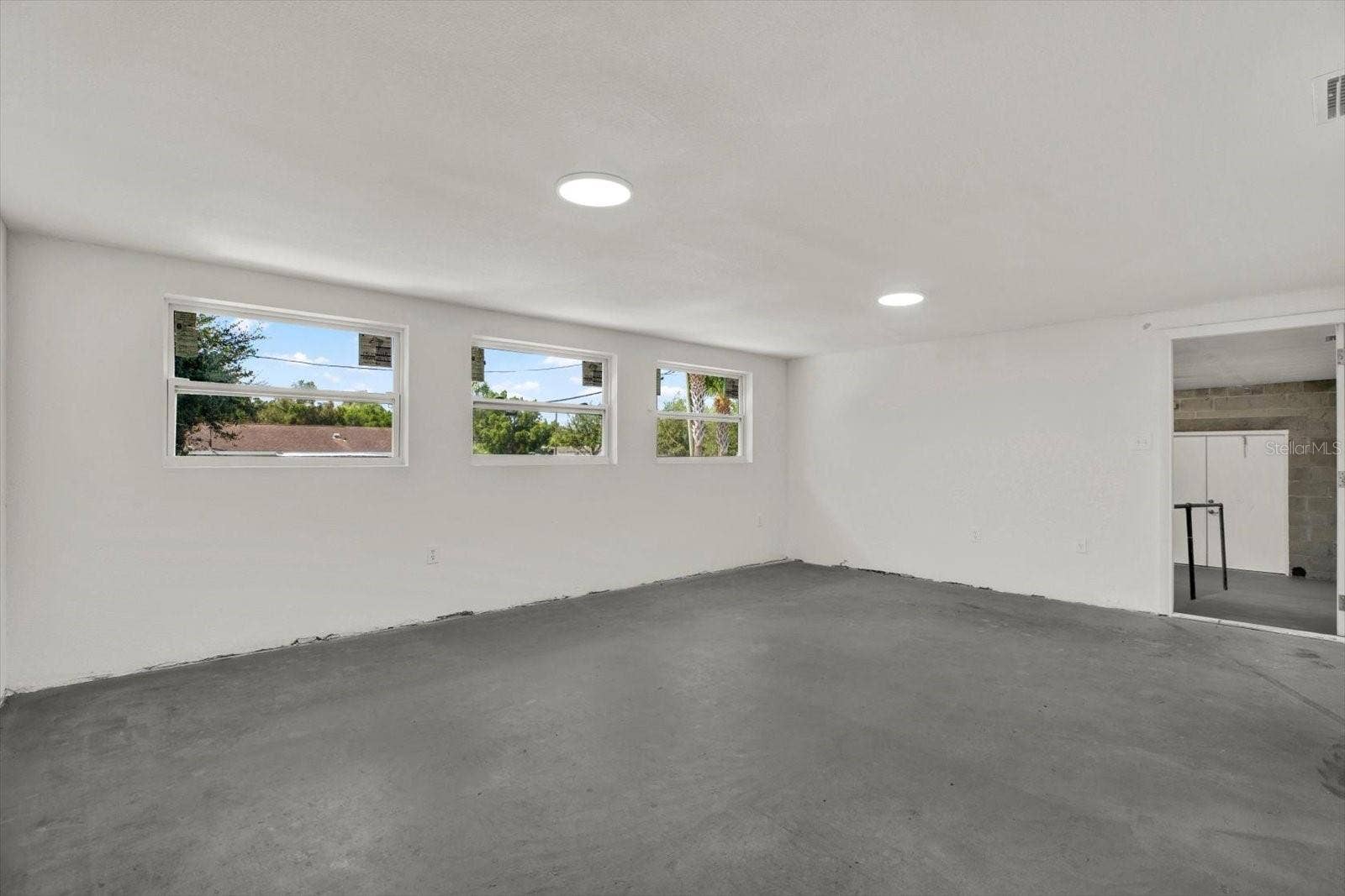 6102 INDIANA AVENUE, New Port Richey, FL 34653 6102 INDIANA AVENUE, New Port Richey, FL 34653