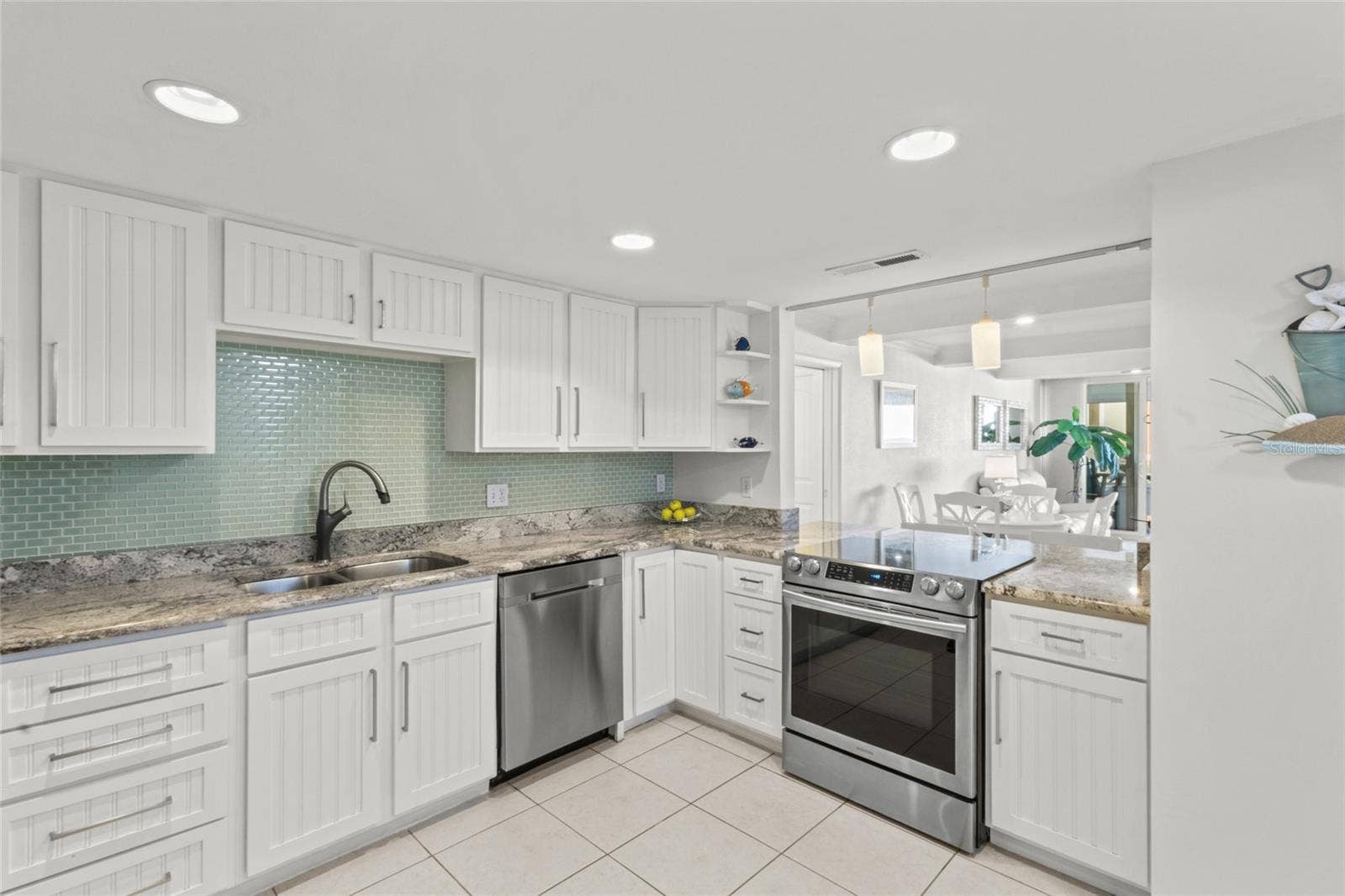 17920 GULF BOULEVARD, #302, Redington Shores, FL 33708 17920 GULF BOULEVARD, #302, Redington Shores, FL 33708