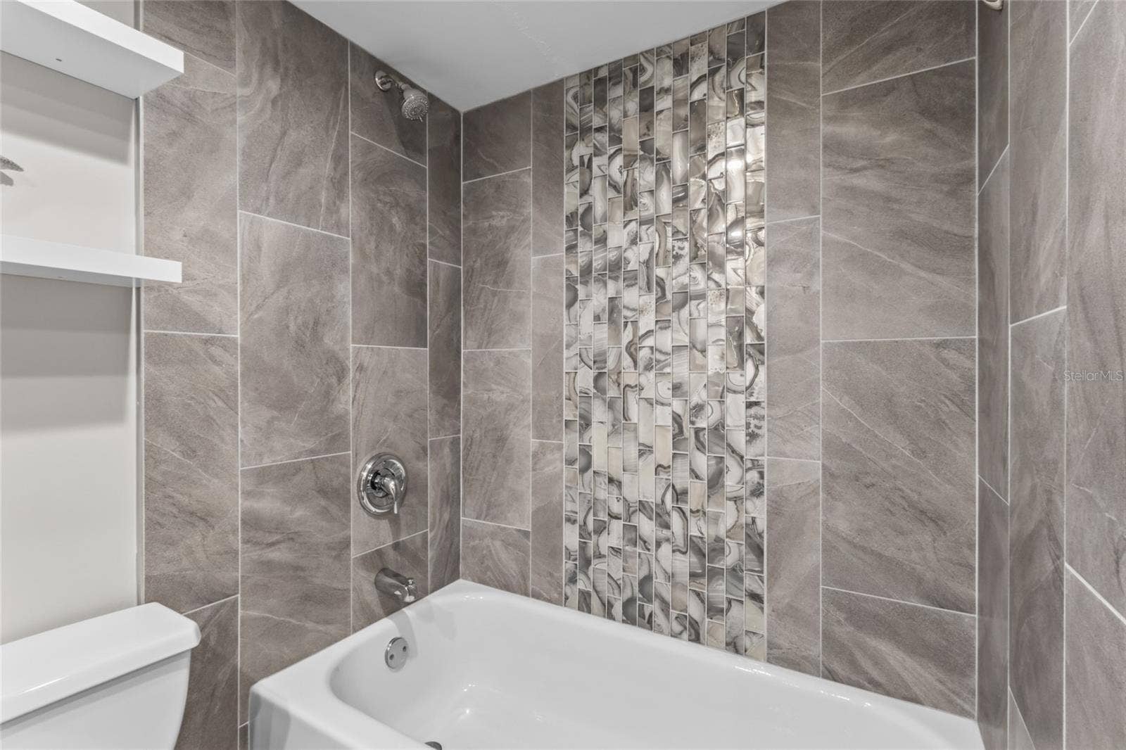 17920 GULF BOULEVARD, #302, Redington Shores, FL 33708 soaking tub in Primary