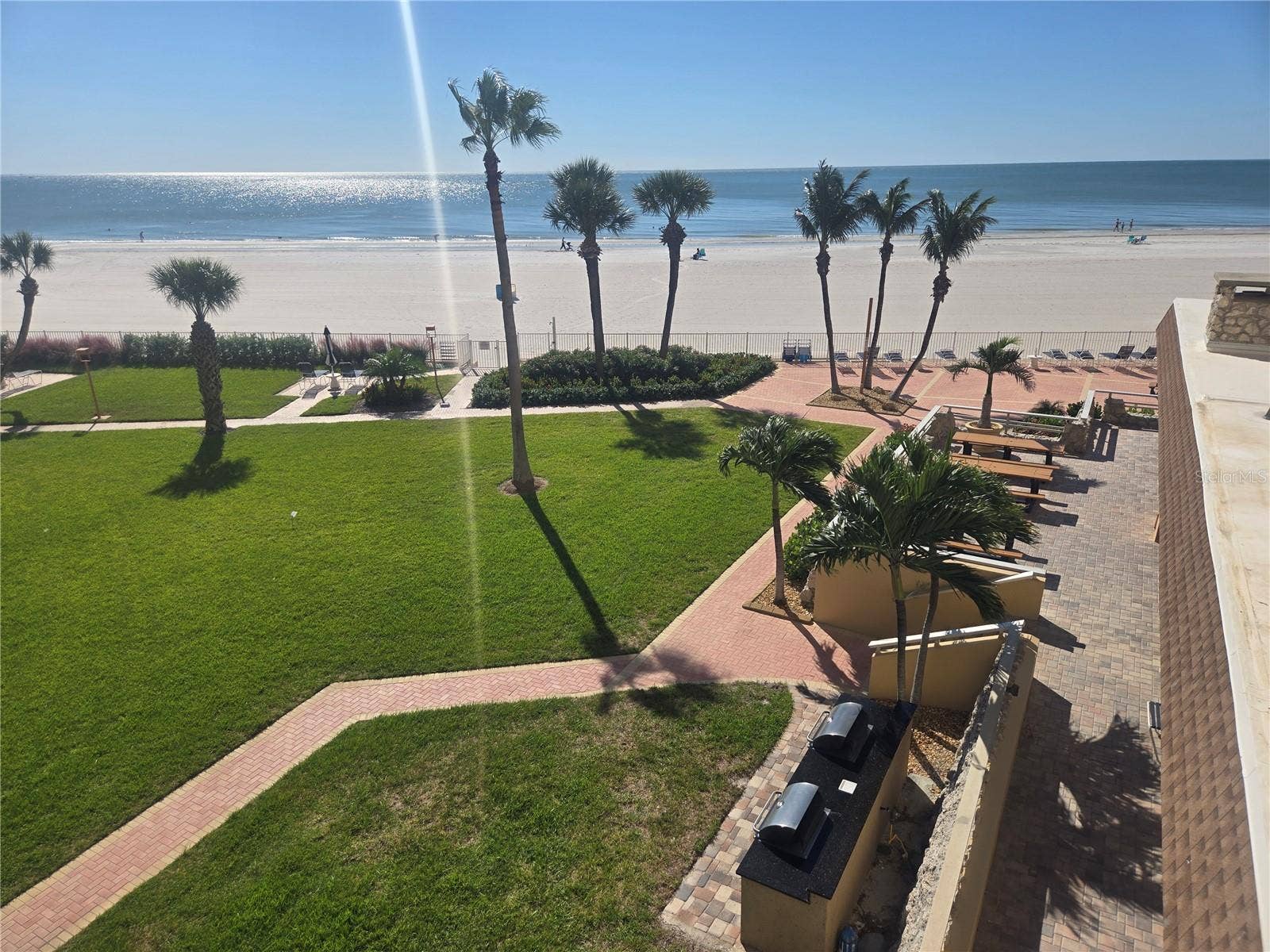17920 GULF BOULEVARD, #302, Redington Shores, FL 33708 available grills