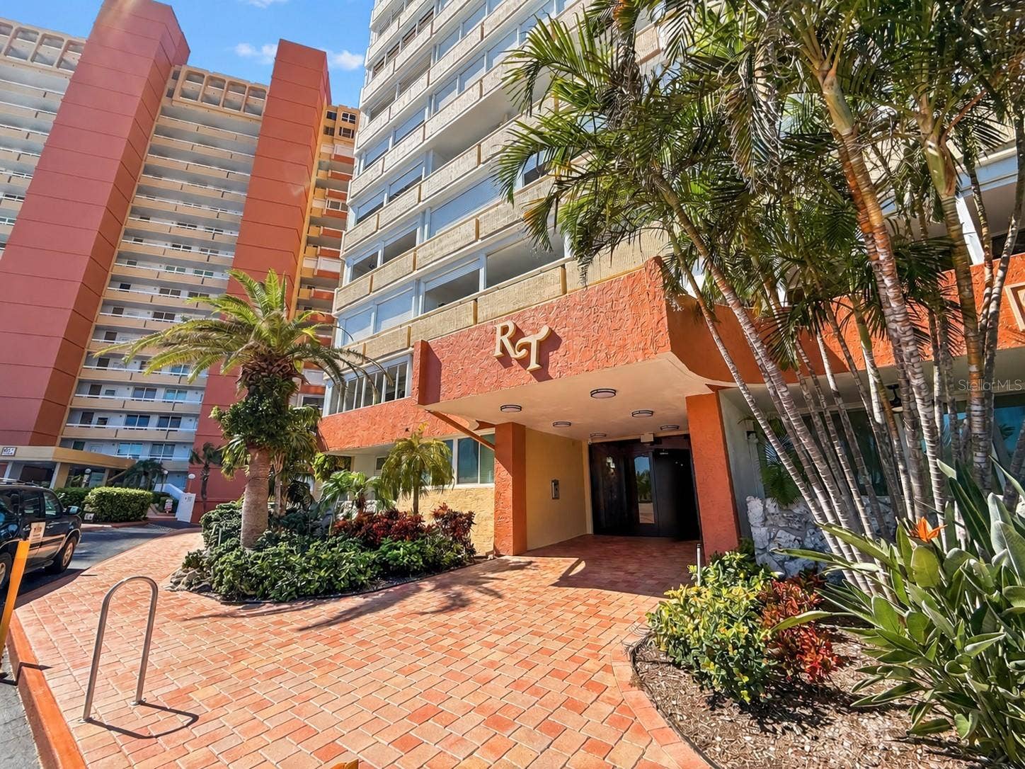 17920 GULF BOULEVARD, #302, Redington Shores, FL 33708 building 2 entrance