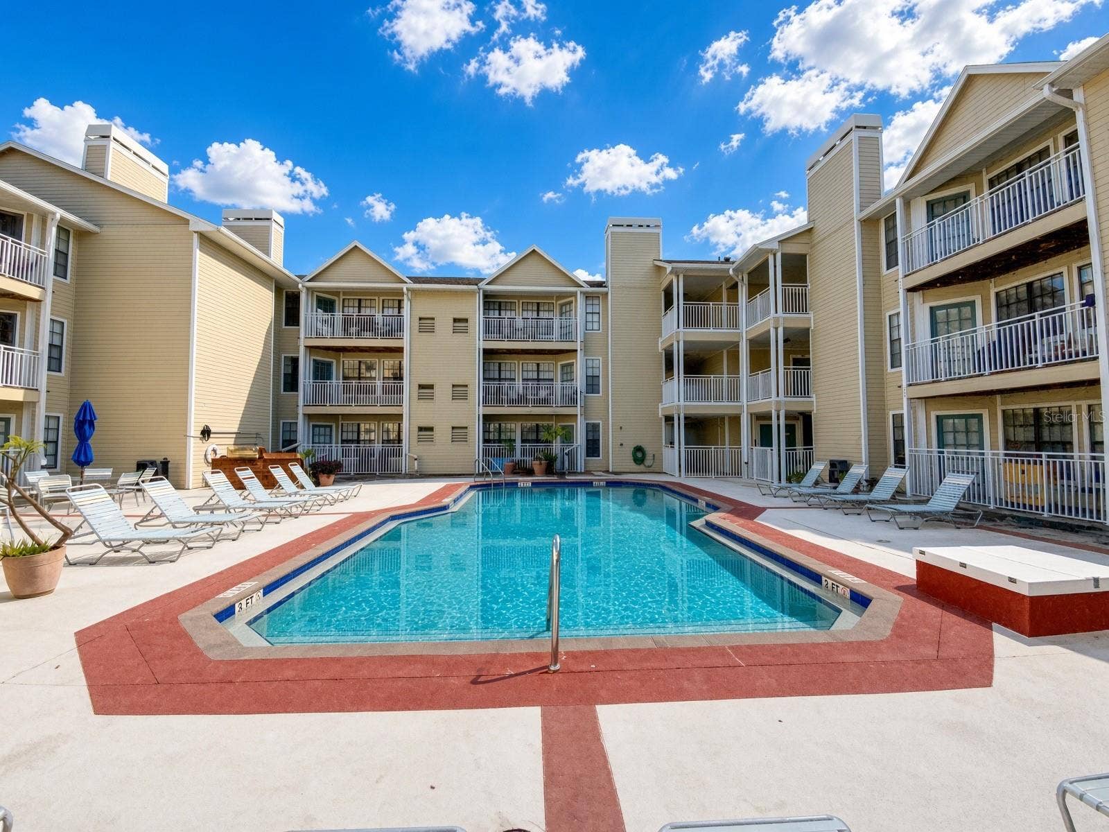 1000 W HORATIO STREET, #132, Tampa, FL 33606 Community Pool
