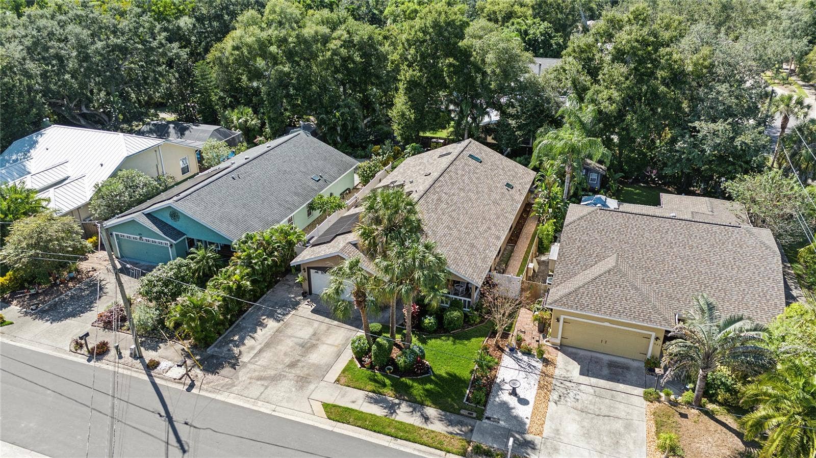 631 4TH AVENUE N, Safety Harbor, FL 34695 631 4TH AVENUE N, Safety Harbor, FL 34695