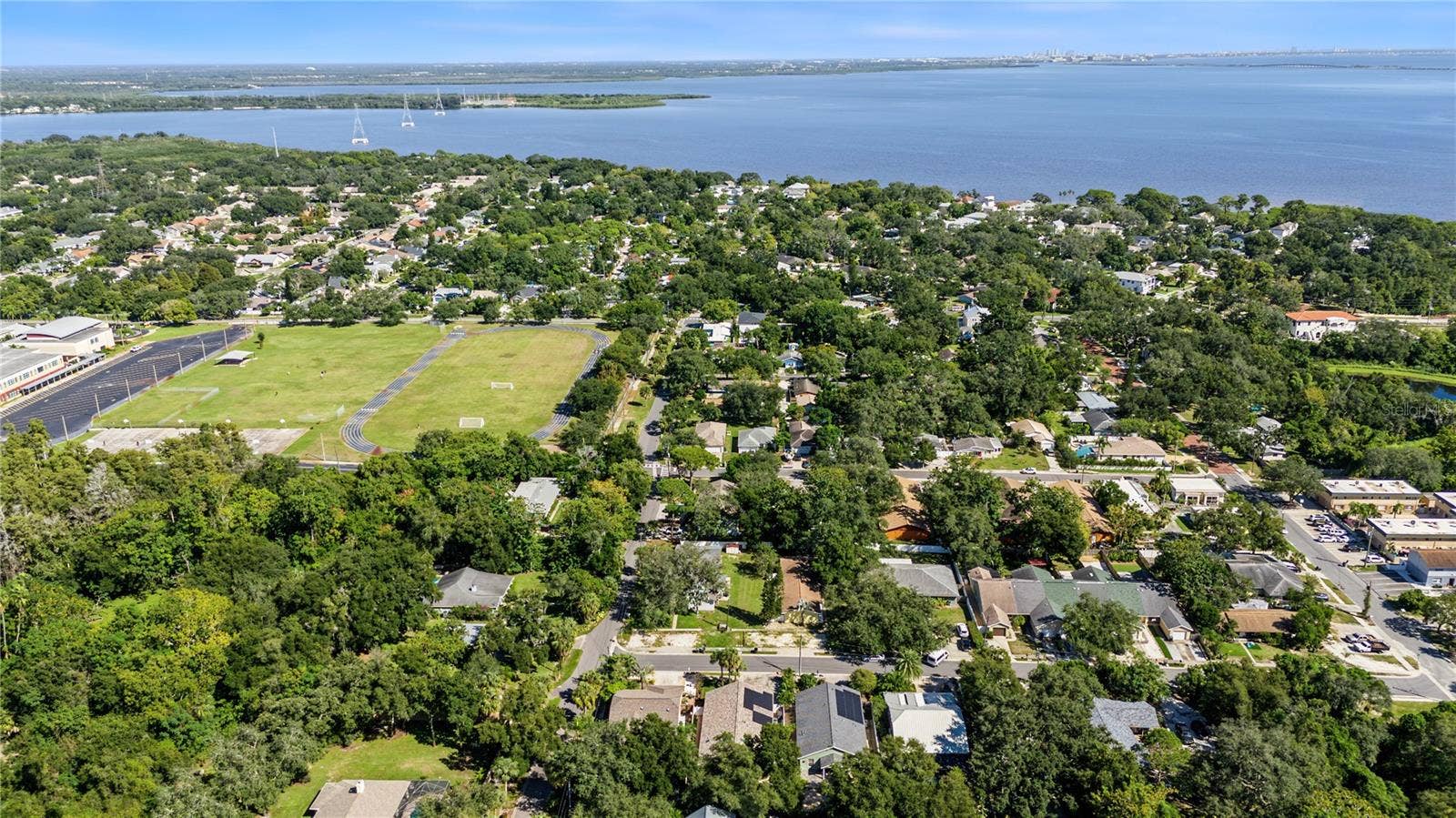 631 4TH AVENUE N, Safety Harbor, FL 34695 631 4TH AVENUE N, Safety Harbor, FL 34695