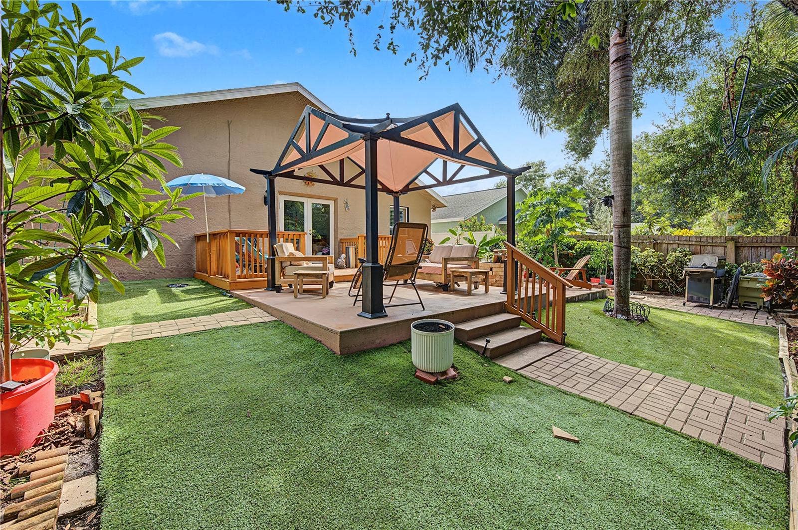 631 4TH AVENUE N, Safety Harbor, FL 34695 631 4TH AVENUE N, Safety Harbor, FL 34695