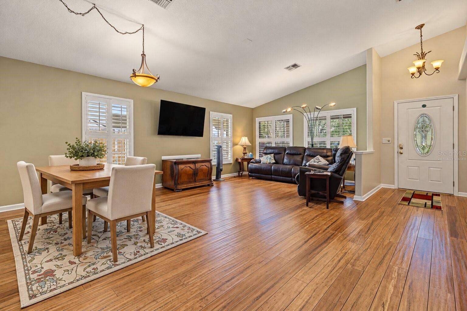 631 4TH AVENUE N, Safety Harbor, FL 34695 Virtually Staged