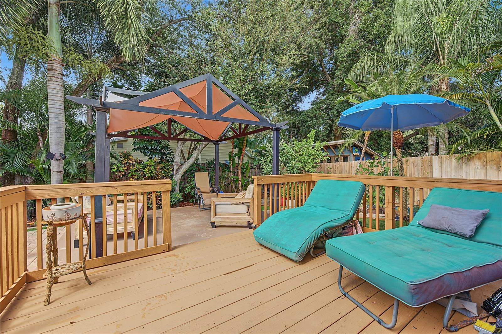 631 4TH AVENUE N, Safety Harbor, FL 34695 631 4TH AVENUE N, Safety Harbor, FL 34695