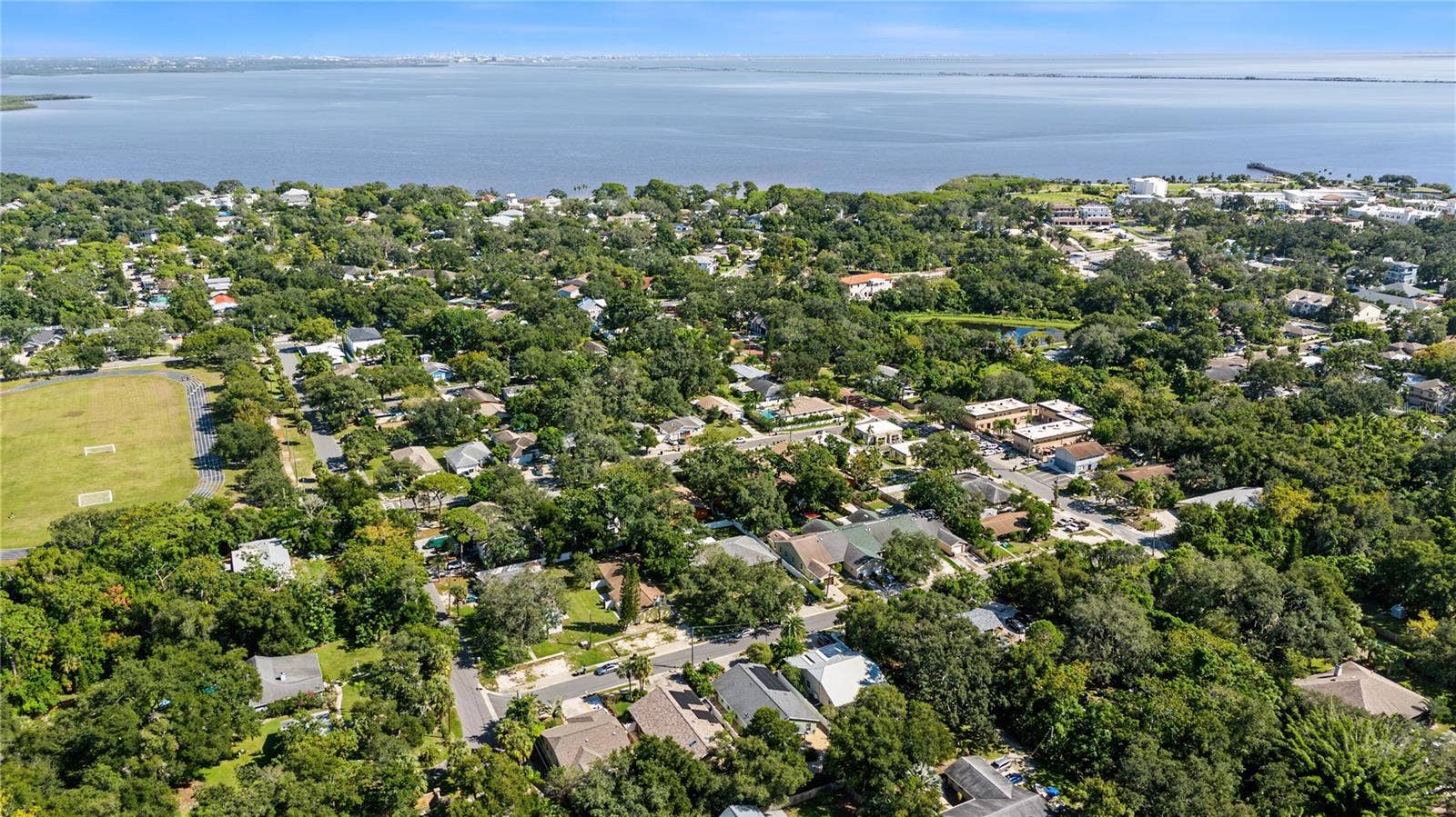 631 4TH AVENUE N, Safety Harbor, FL 34695 631 4TH AVENUE N, Safety Harbor, FL 34695