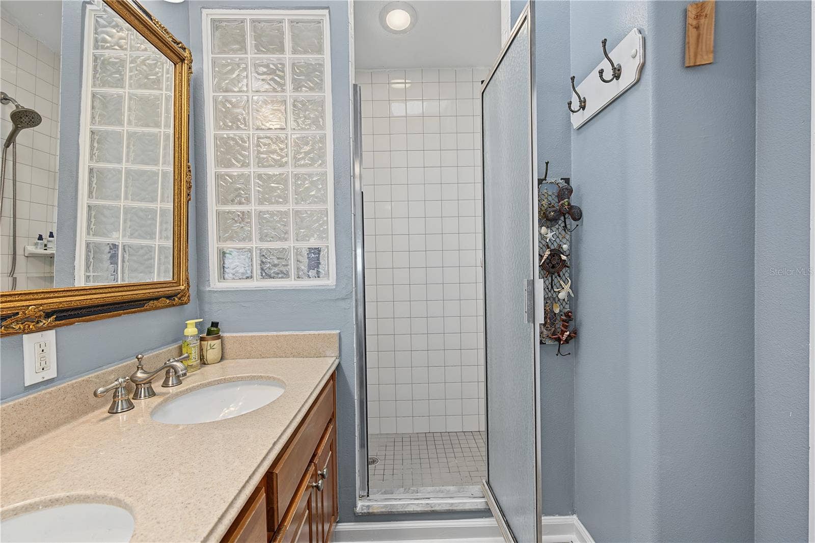 631 4TH AVENUE N, Safety Harbor, FL 34695 631 4TH AVENUE N, Safety Harbor, FL 34695