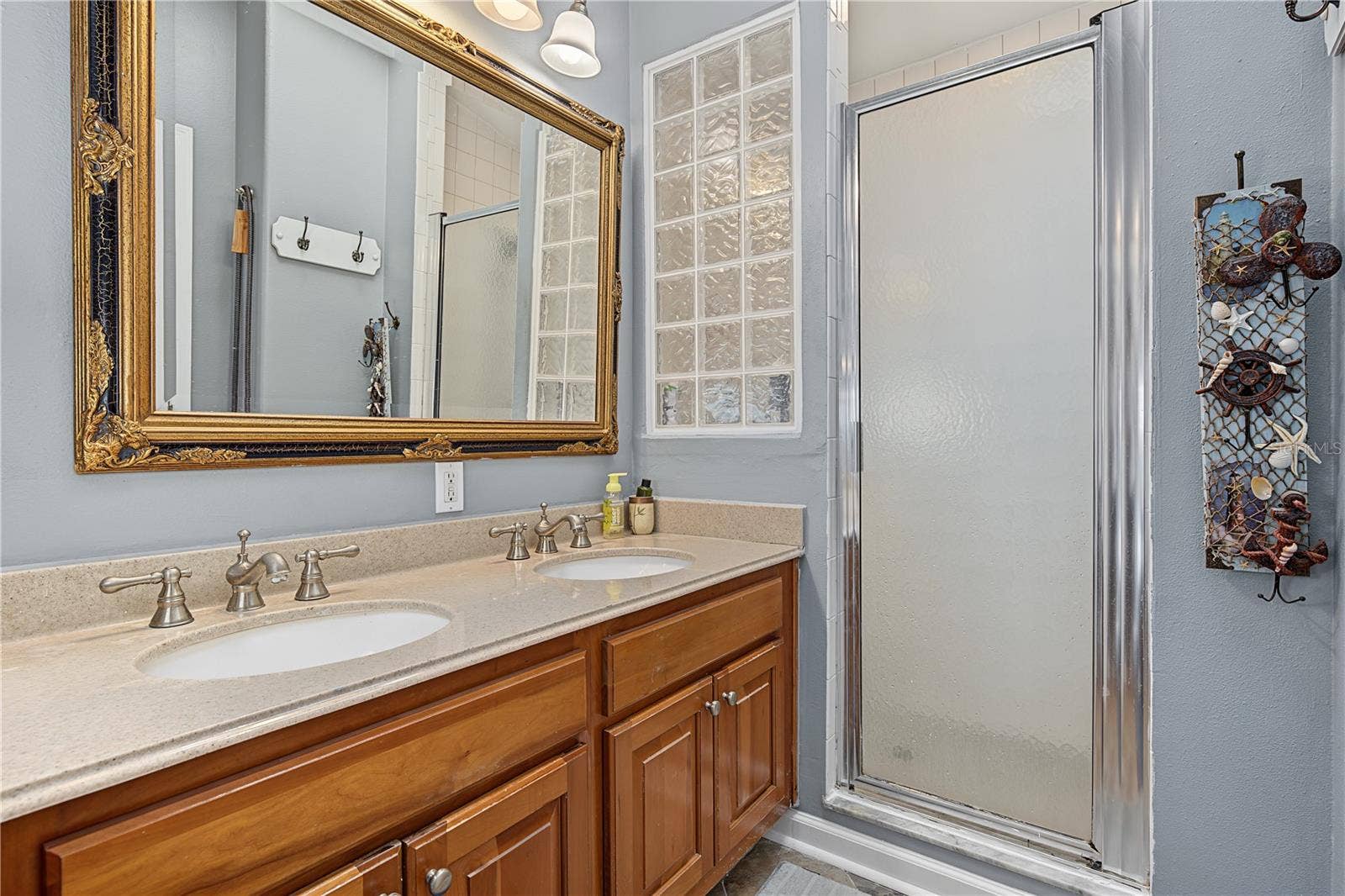 631 4TH AVENUE N, Safety Harbor, FL 34695 631 4TH AVENUE N, Safety Harbor, FL 34695