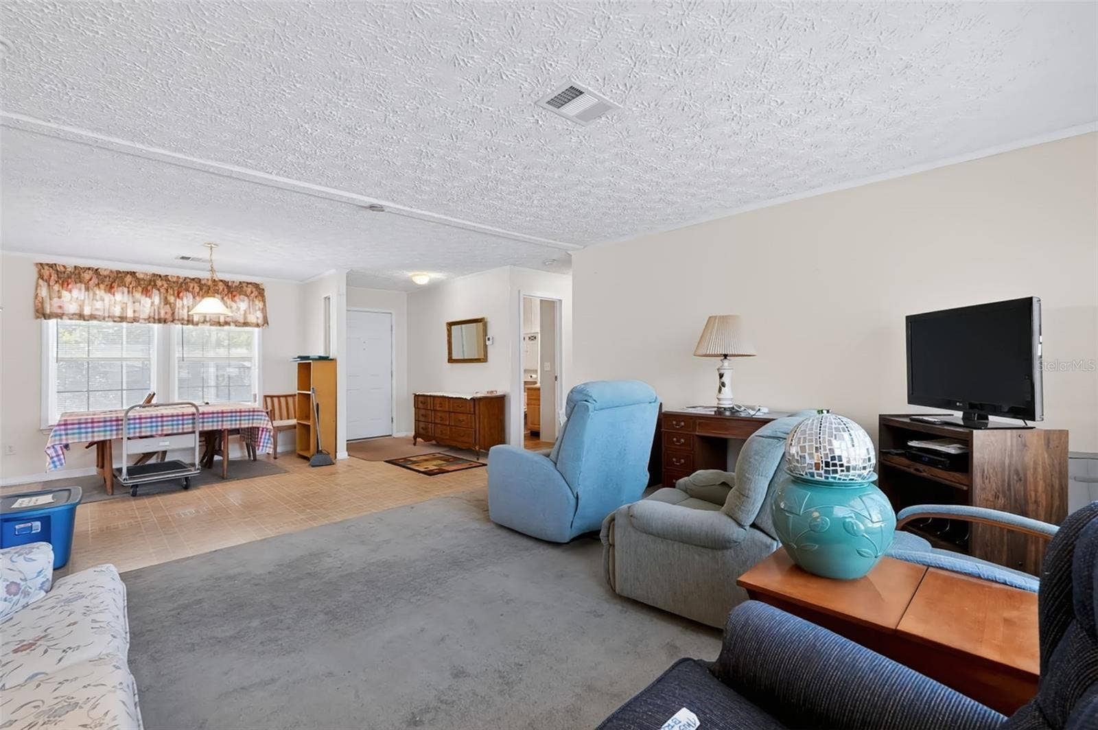 13616 LITEWOOD DRIVE, Hudson, FL 34669 13616 LITEWOOD DRIVE, Hudson, FL 34669