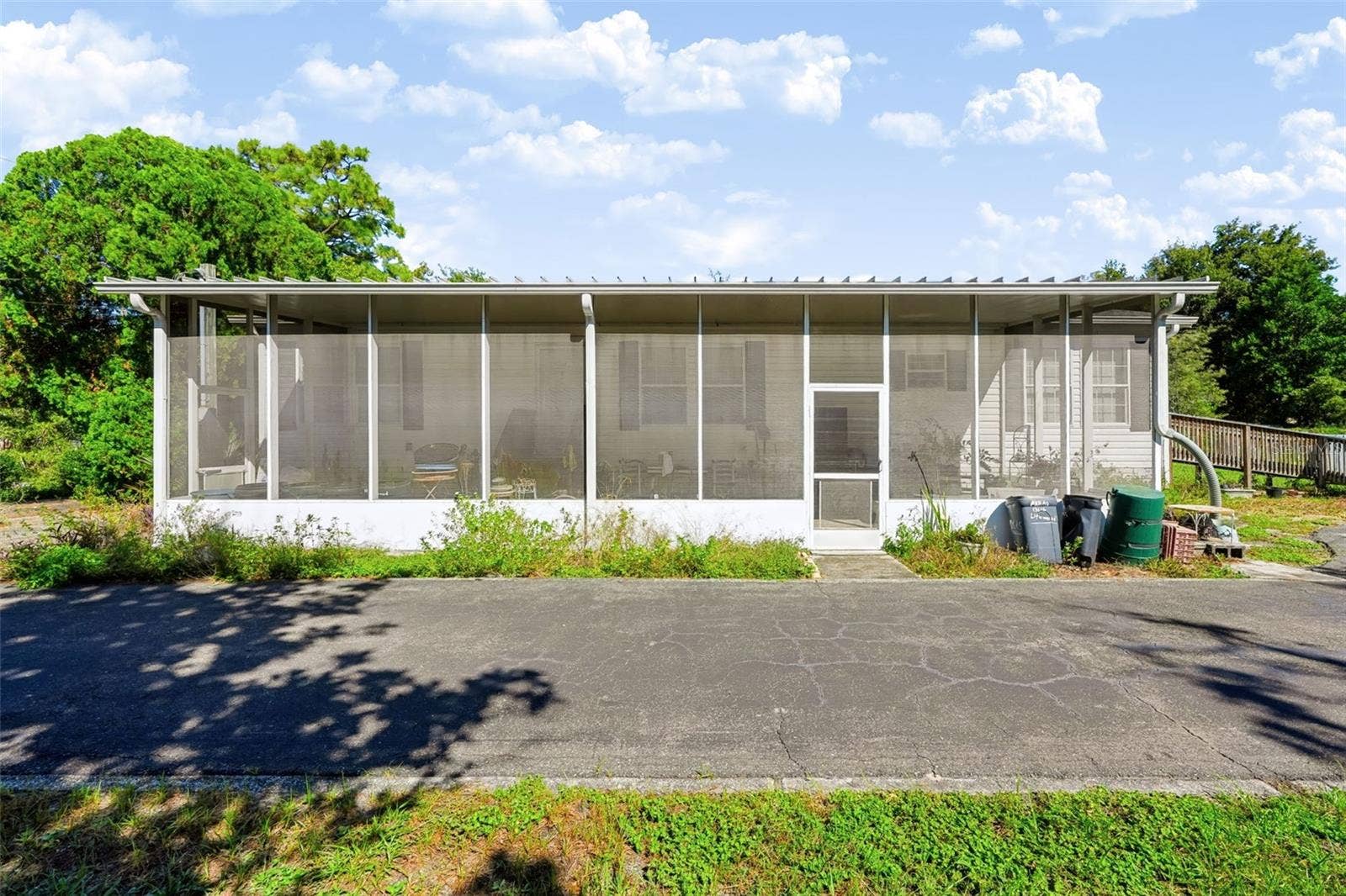 13616 LITEWOOD DRIVE, Hudson, FL 34669 13616 LITEWOOD DRIVE, Hudson, FL 34669