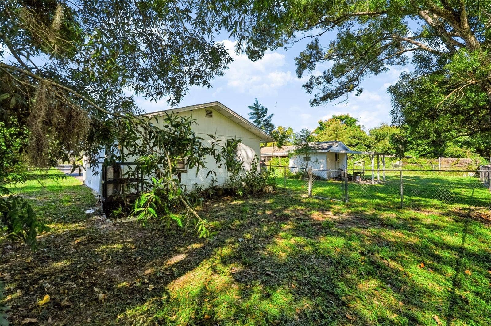 13616 LITEWOOD DRIVE, Hudson, FL 34669 13616 LITEWOOD DRIVE, Hudson, FL 34669