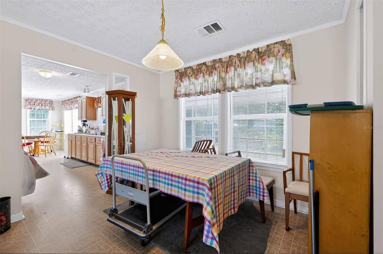13616 LITEWOOD DRIVE, Hudson, FL 34669 13616 LITEWOOD DRIVE, Hudson, FL 34669