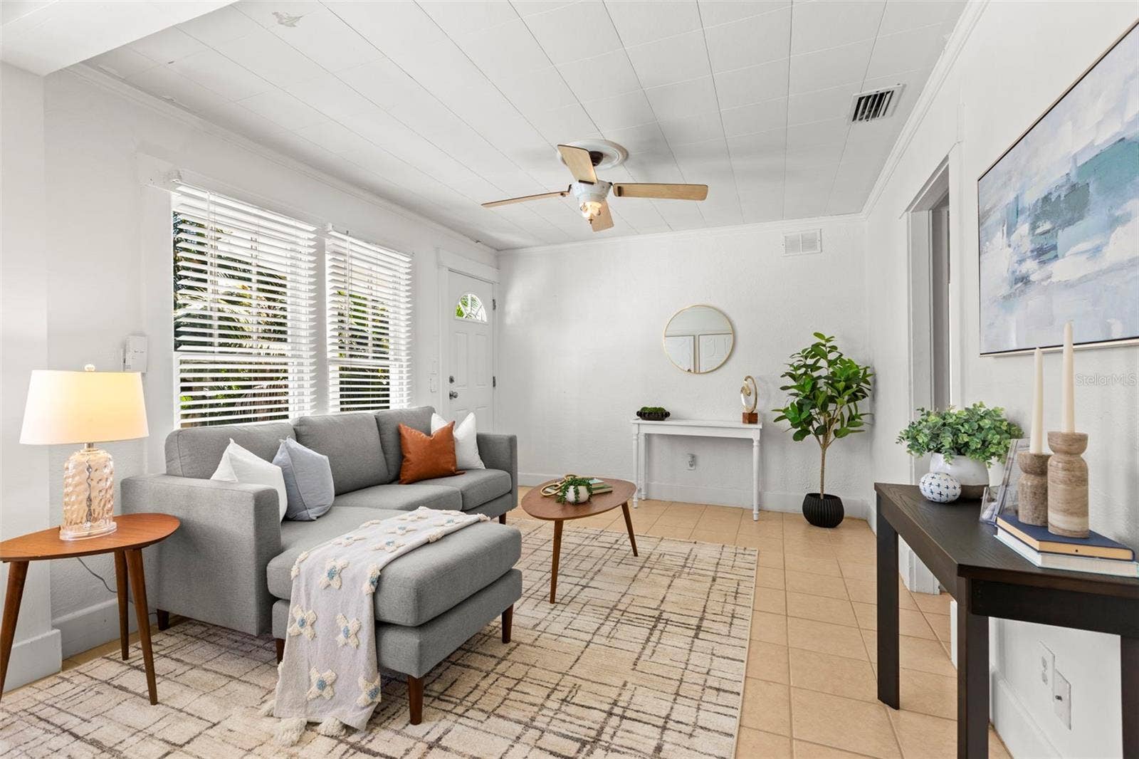 816 15TH AVENUE NE, St Petersburg, FL 33704 816 15TH AVENUE NE, St Petersburg, FL 33704
