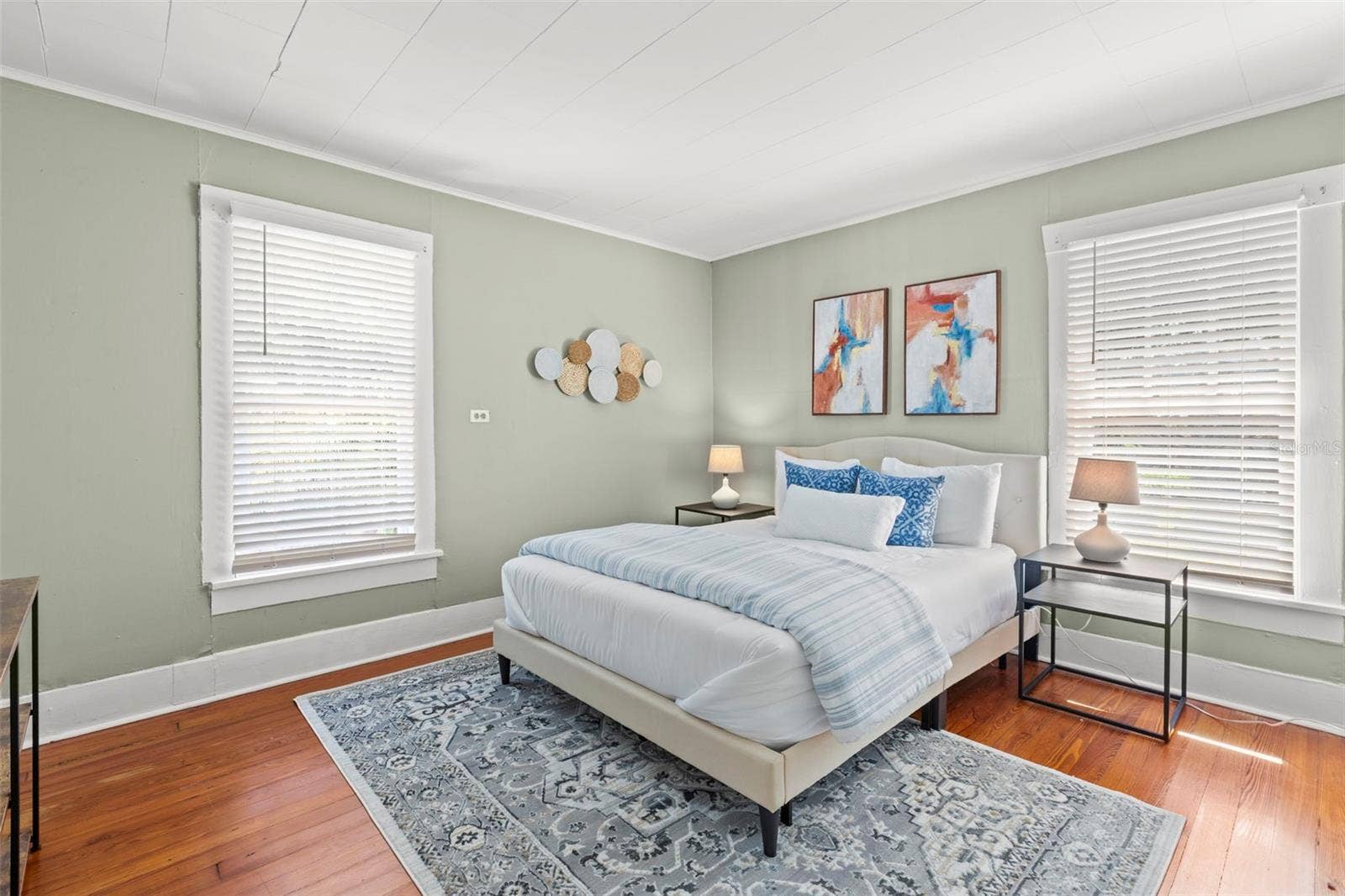 816 15TH AVENUE NE, St Petersburg, FL 33704 816 15TH AVENUE NE, St Petersburg, FL 33704
