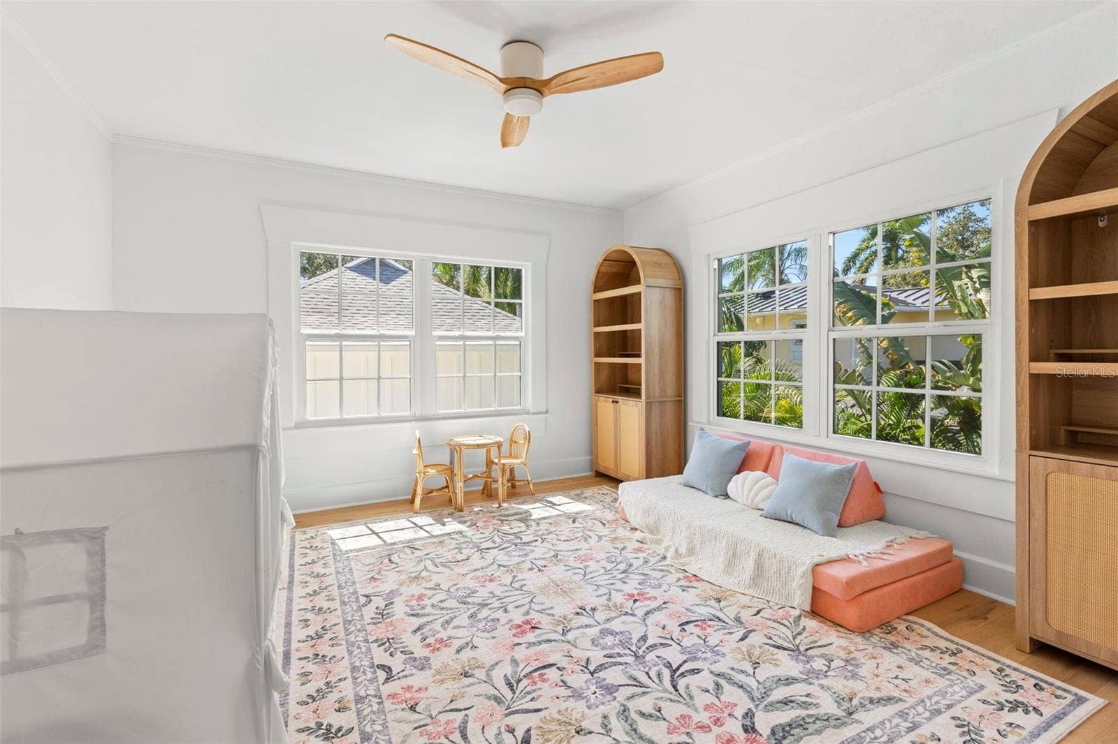 816 15TH AVENUE NE, St Petersburg, FL 33704 816 15TH AVENUE NE, St Petersburg, FL 33704
