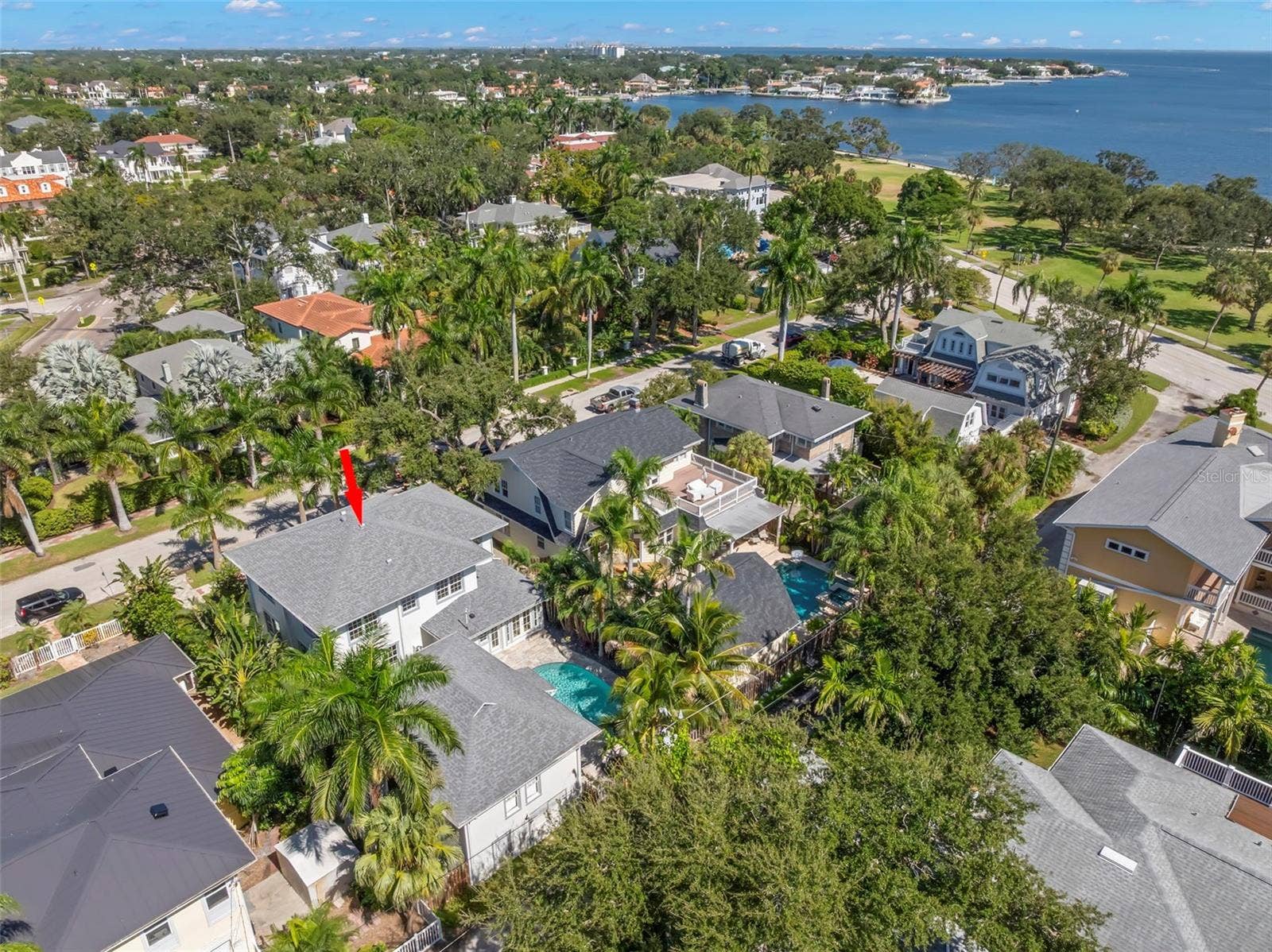 816 15TH AVENUE NE, St Petersburg, FL 33704 816 15TH AVENUE NE, St Petersburg, FL 33704