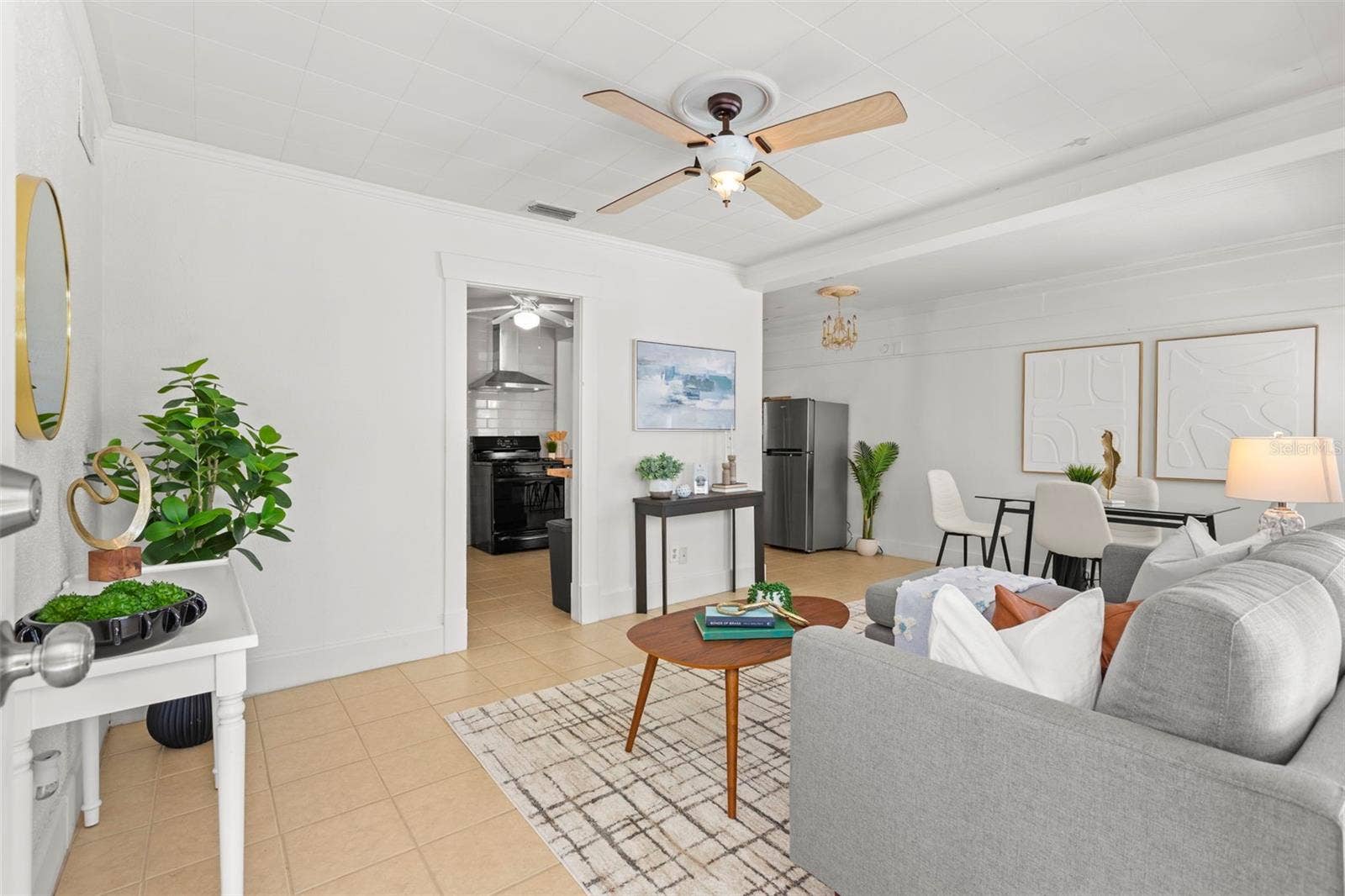 816 15TH AVENUE NE, St Petersburg, FL 33704 816 15TH AVENUE NE, St Petersburg, FL 33704