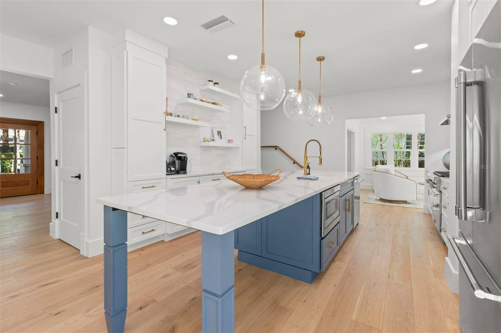 816 15TH AVENUE NE, St Petersburg, FL 33704 816 15TH AVENUE NE, St Petersburg, FL 33704
