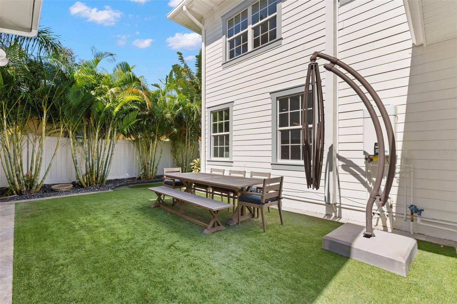 816 15TH AVENUE NE, St Petersburg, FL 33704 816 15TH AVENUE NE, St Petersburg, FL 33704