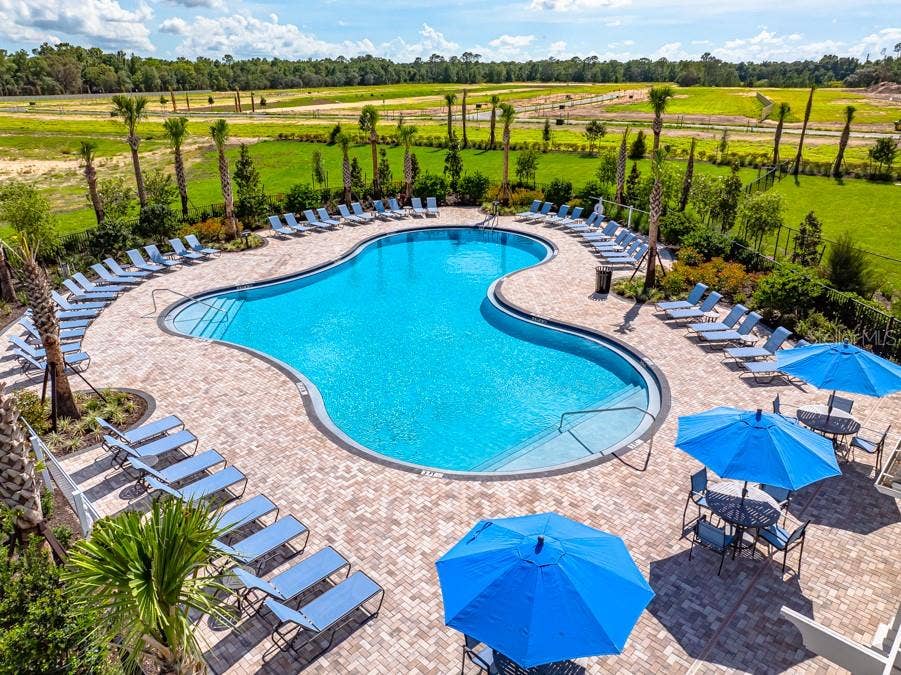 13739 TROPICAL BREEZE WAY, Hudson, FL 34669 Palm Wind Community