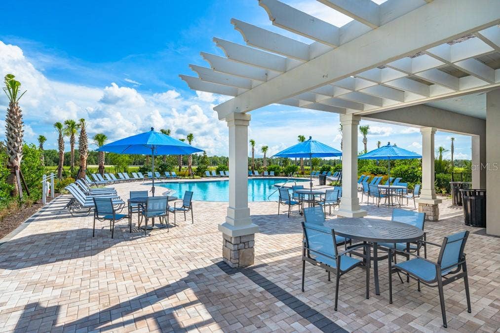 13739 TROPICAL BREEZE WAY, Hudson, FL 34669 Palm Wind Community