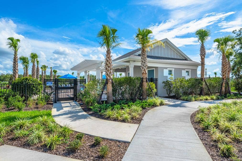 13739 TROPICAL BREEZE WAY, Hudson, FL 34669 Palm Wind Community