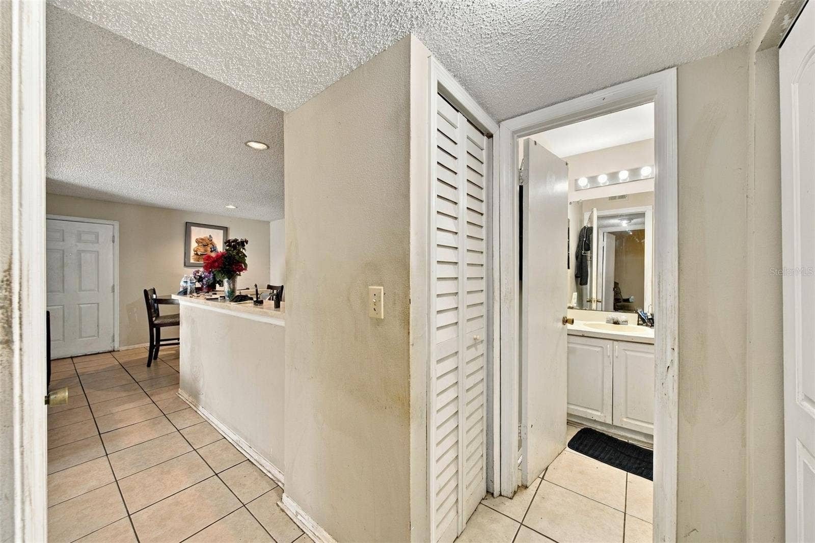 10020 STRAFFORD OAK COURT, #914, Tampa, FL 33624 10020 STRAFFORD OAK COURT, #914, Tampa, FL 33624
