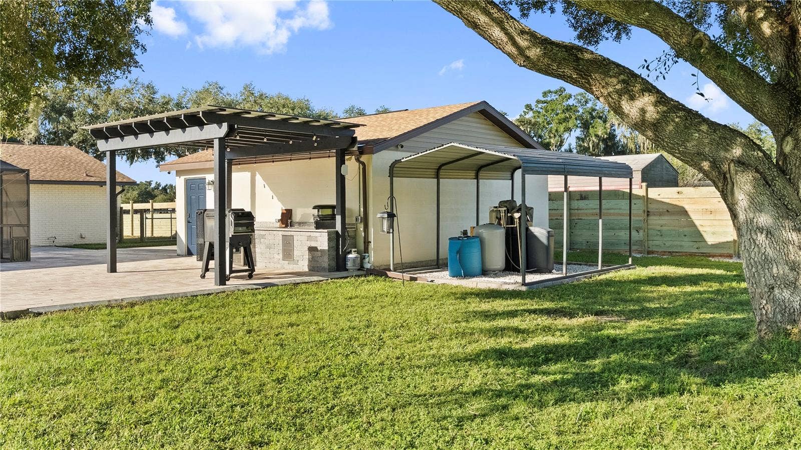 310 MOCCASIN HOLLOW ROAD, Lithia, FL 33547 310 MOCCASIN HOLLOW ROAD, Lithia, FL 33547