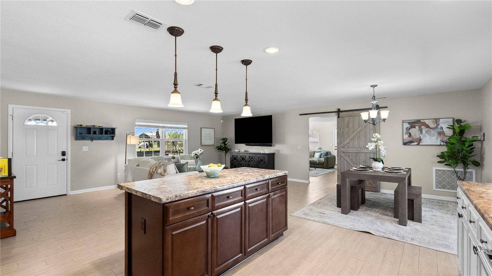 310 MOCCASIN HOLLOW ROAD, Lithia, FL 33547 310 MOCCASIN HOLLOW ROAD, Lithia, FL 33547