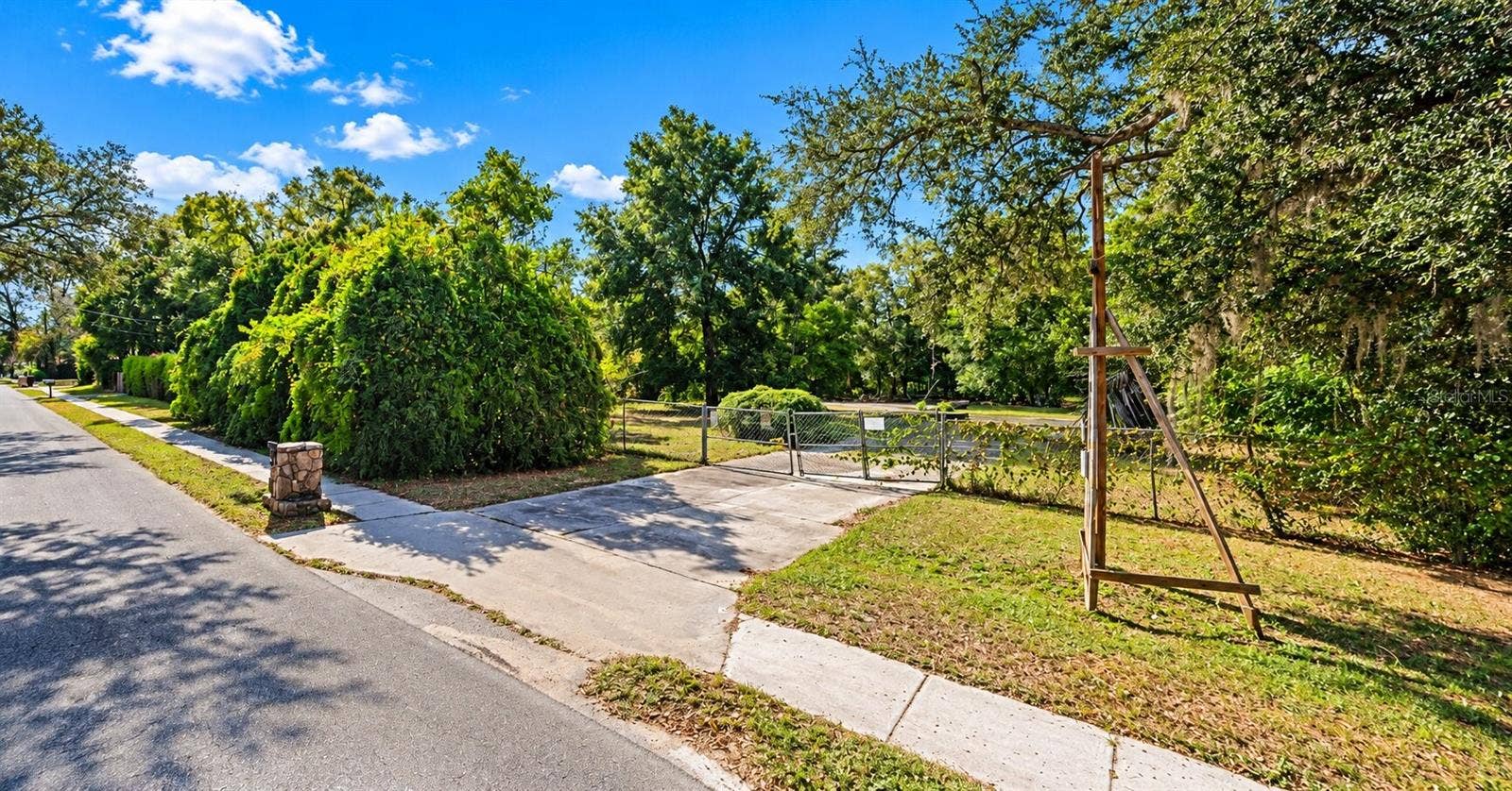 13202 N 53RD STREET, Temple Terrace, FL 33617 13202 N 53RD STREET, Temple Terrace, FL 33617
