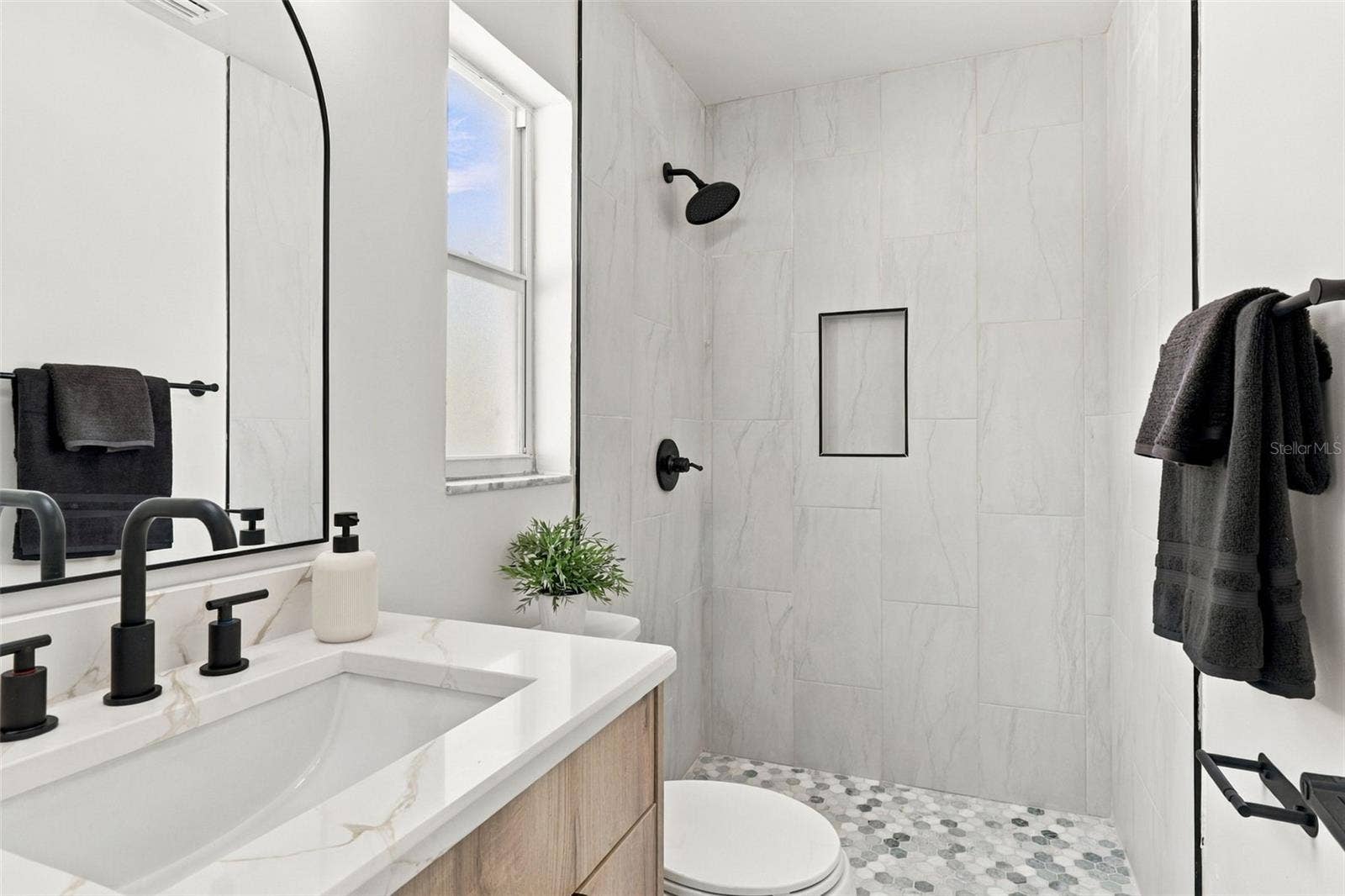 11218 116TH STREET, Seminole, FL 33778 Bathroom 2