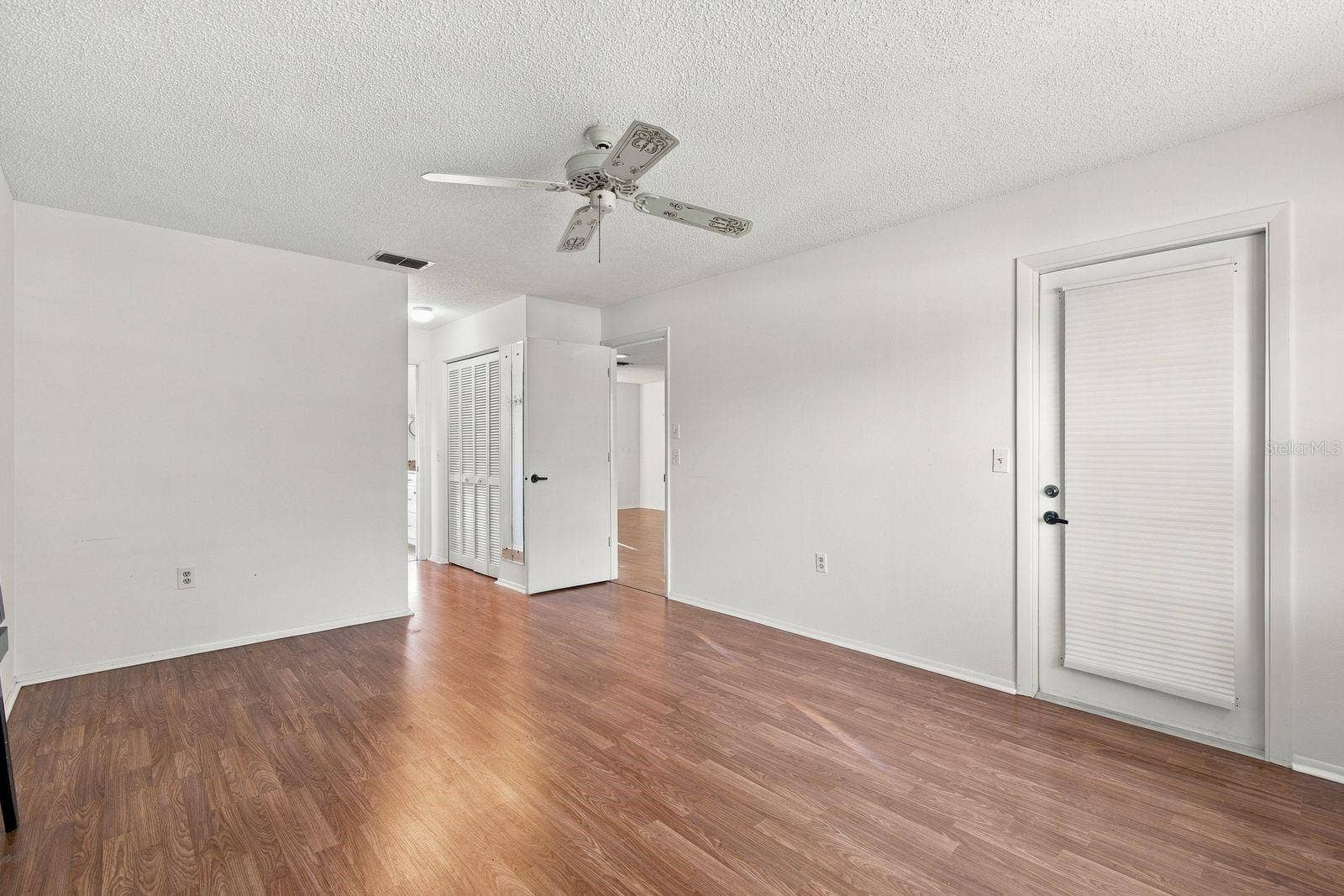 3812 TARPON POINTE CIRCLE, Palm Harbor, FL 34684 3812 TARPON POINTE CIRCLE, Palm Harbor, FL 34684