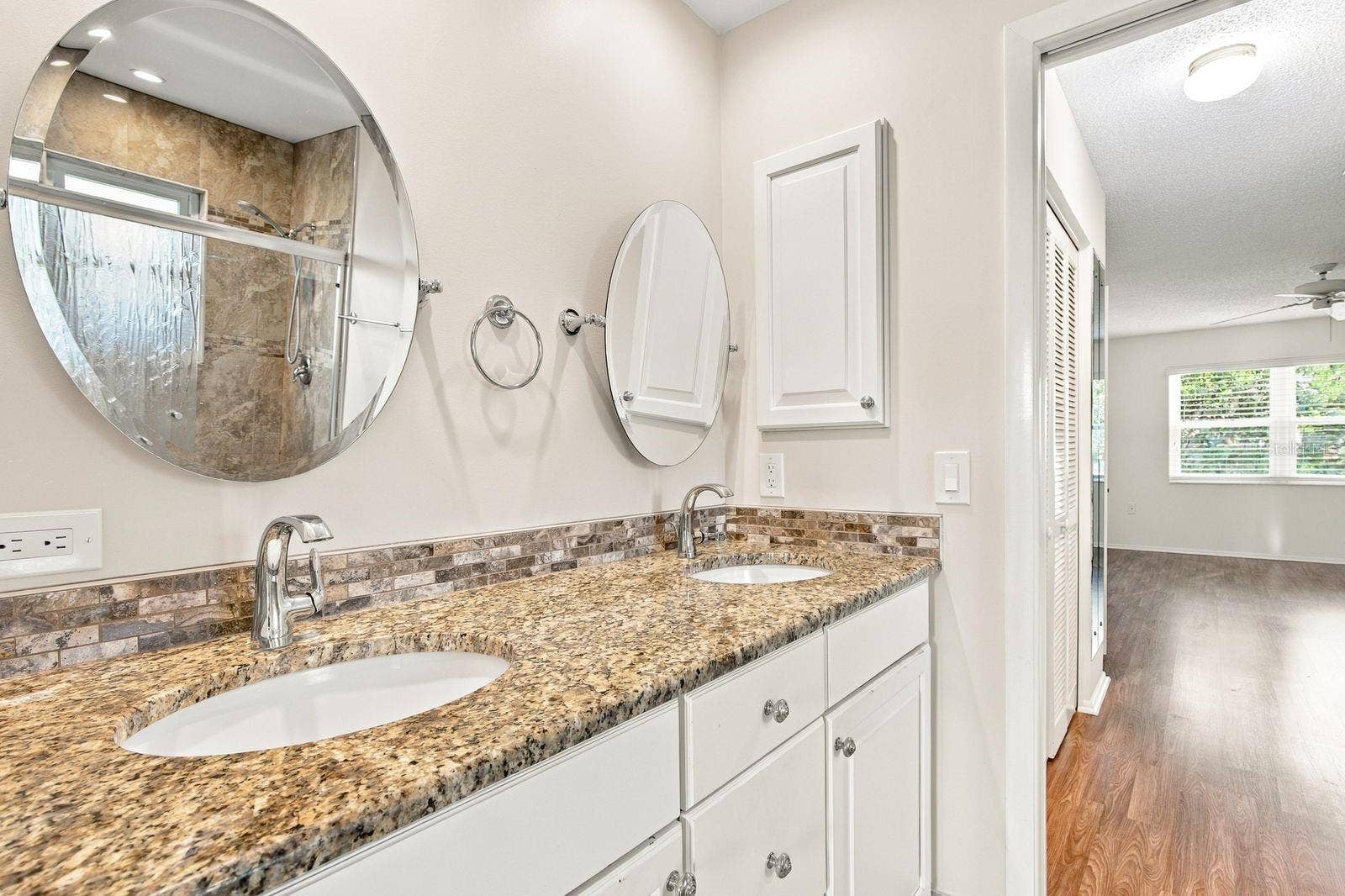 3812 TARPON POINTE CIRCLE, Palm Harbor, FL 34684 3812 TARPON POINTE CIRCLE, Palm Harbor, FL 34684