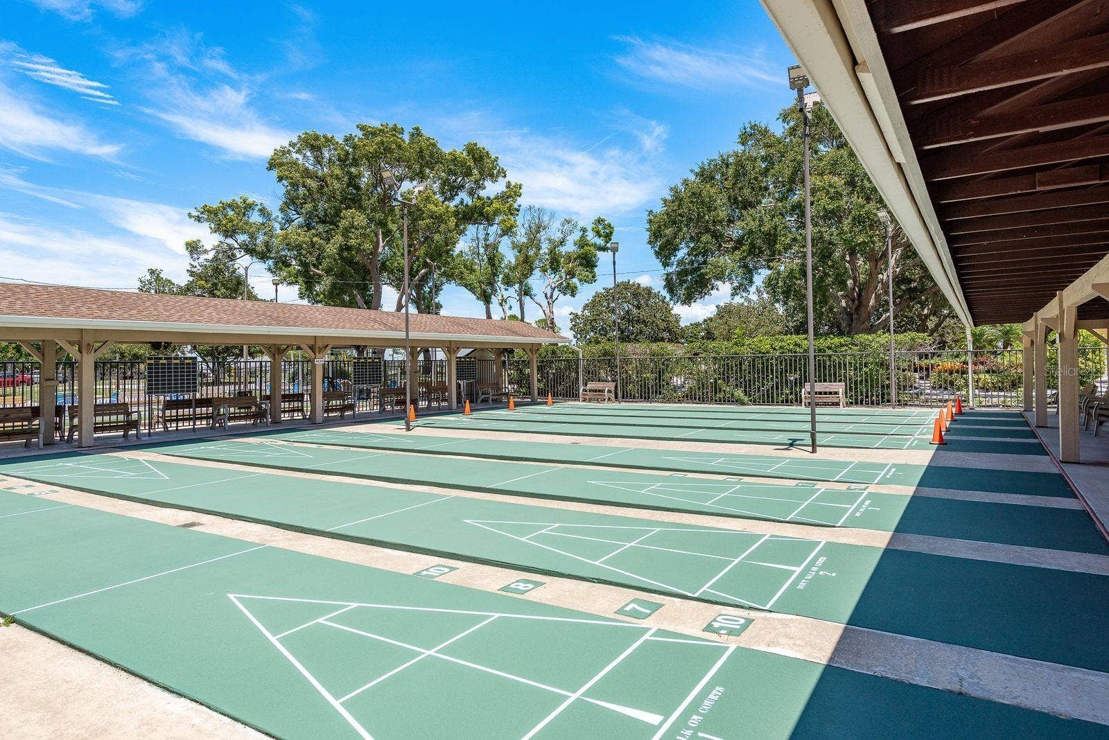 3812 TARPON POINTE CIRCLE, Palm Harbor, FL 34684 3812 TARPON POINTE CIRCLE, Palm Harbor, FL 34684