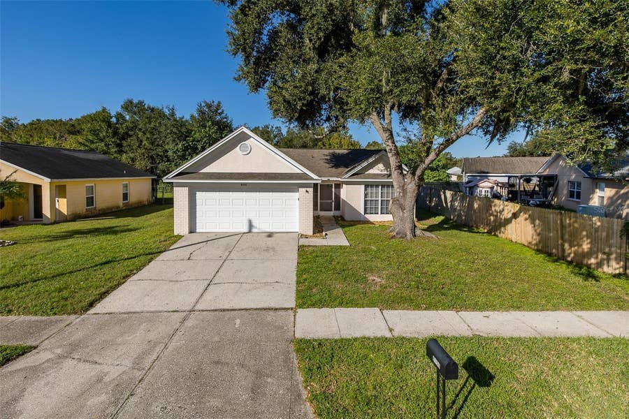 Property photo for 8150 TOM SAWYER DRIVE, Tampa, FL