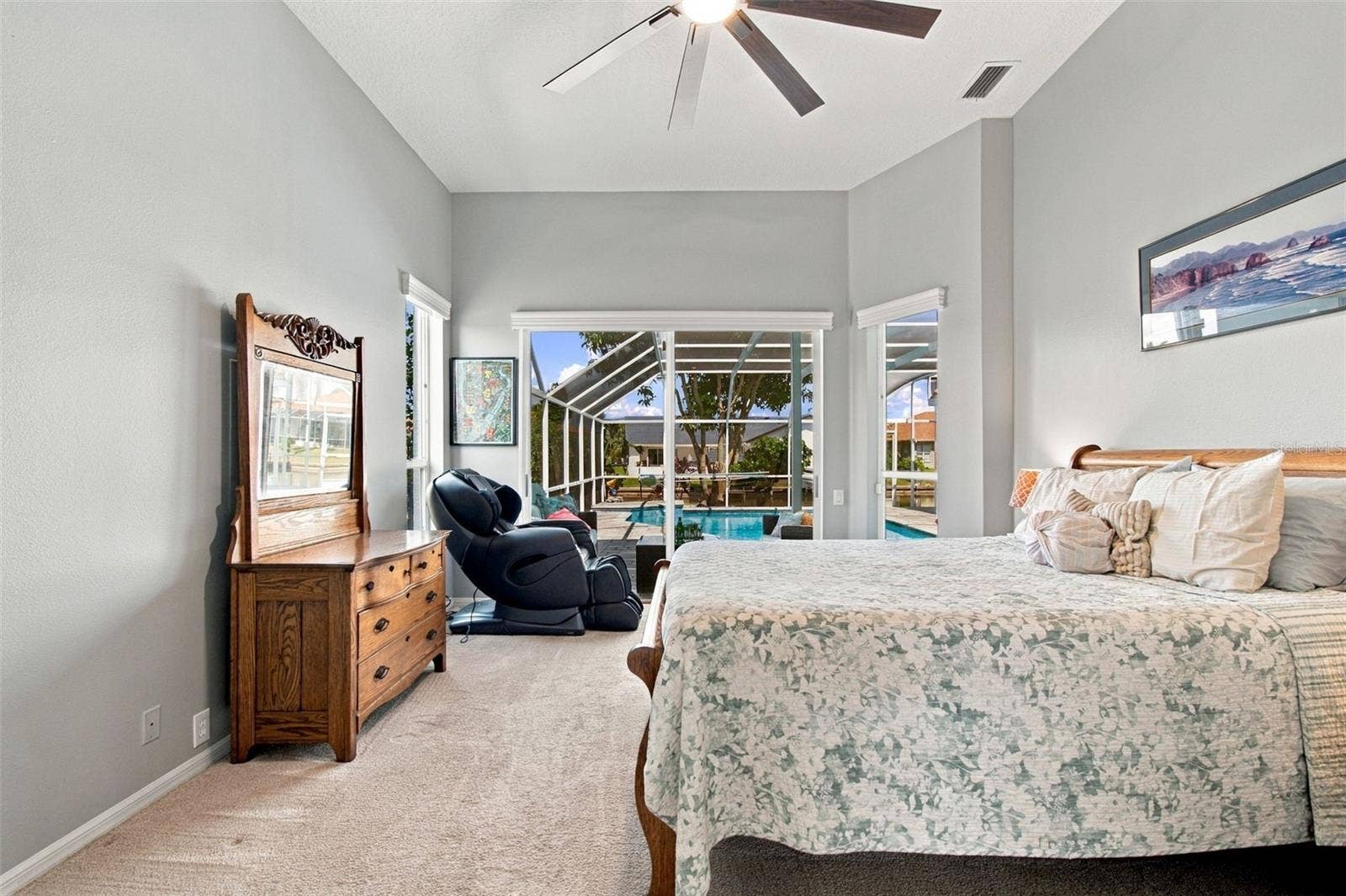 5406 E LONGBOAT, Tampa, FL 33615 Primary bedroom