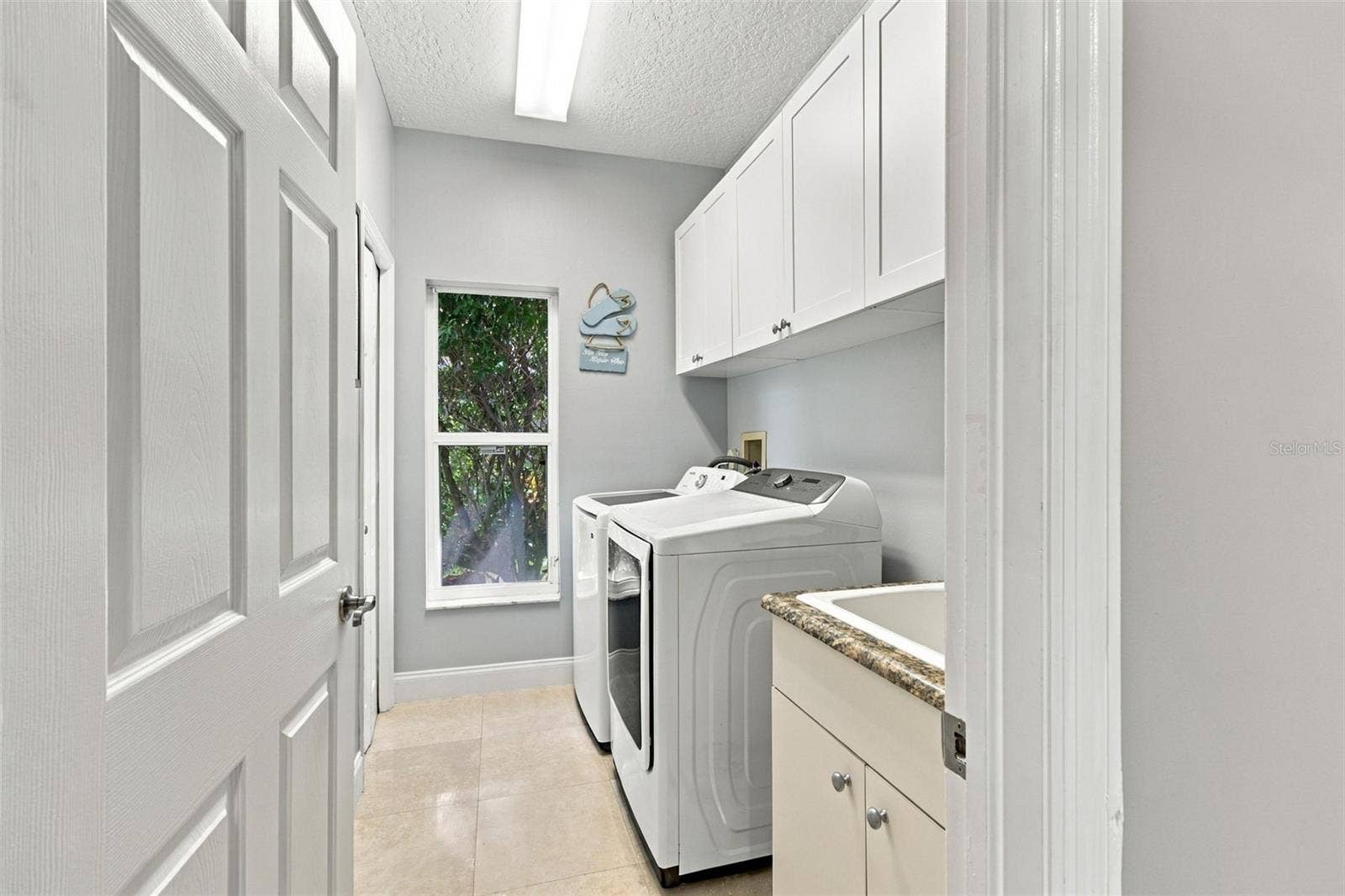 5406 E LONGBOAT, Tampa, FL 33615 5406 E LONGBOAT, Tampa, FL 33615