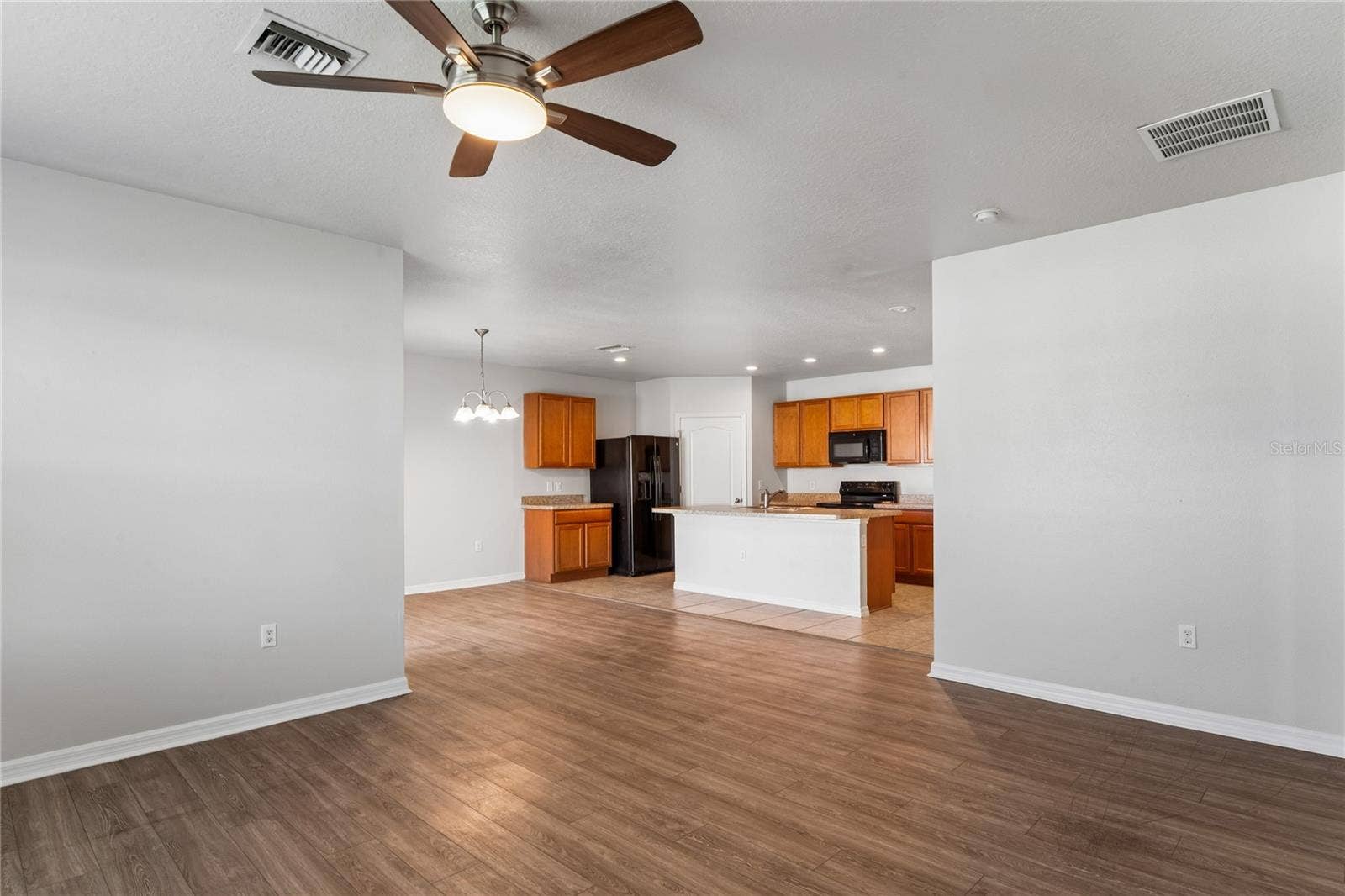 208 LONE DOVE LANE, Bradenton, FL 34212 208 LONE DOVE LANE, Bradenton, FL 34212