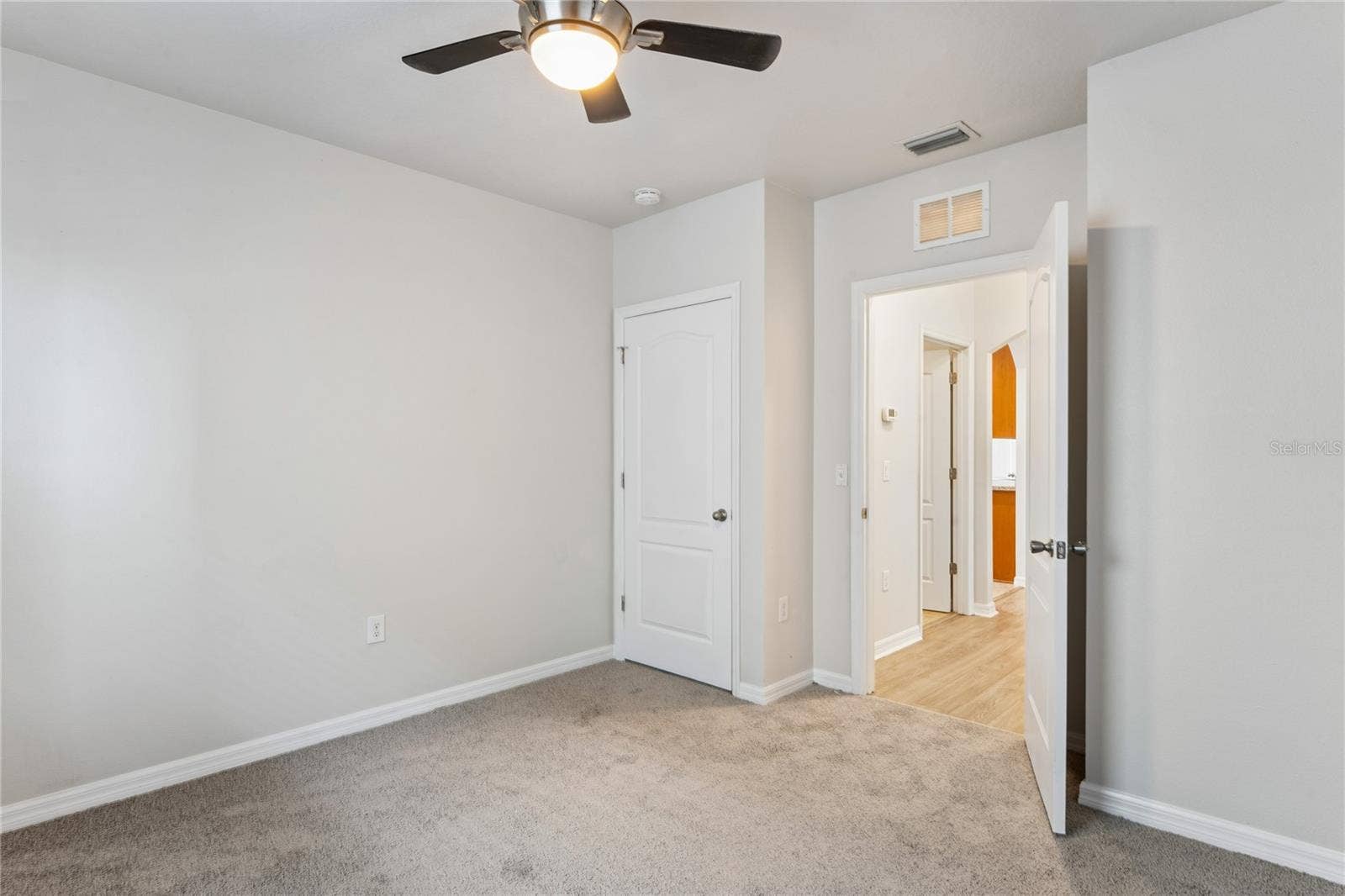 208 LONE DOVE LANE, Bradenton, FL 34212 208 LONE DOVE LANE, Bradenton, FL 34212