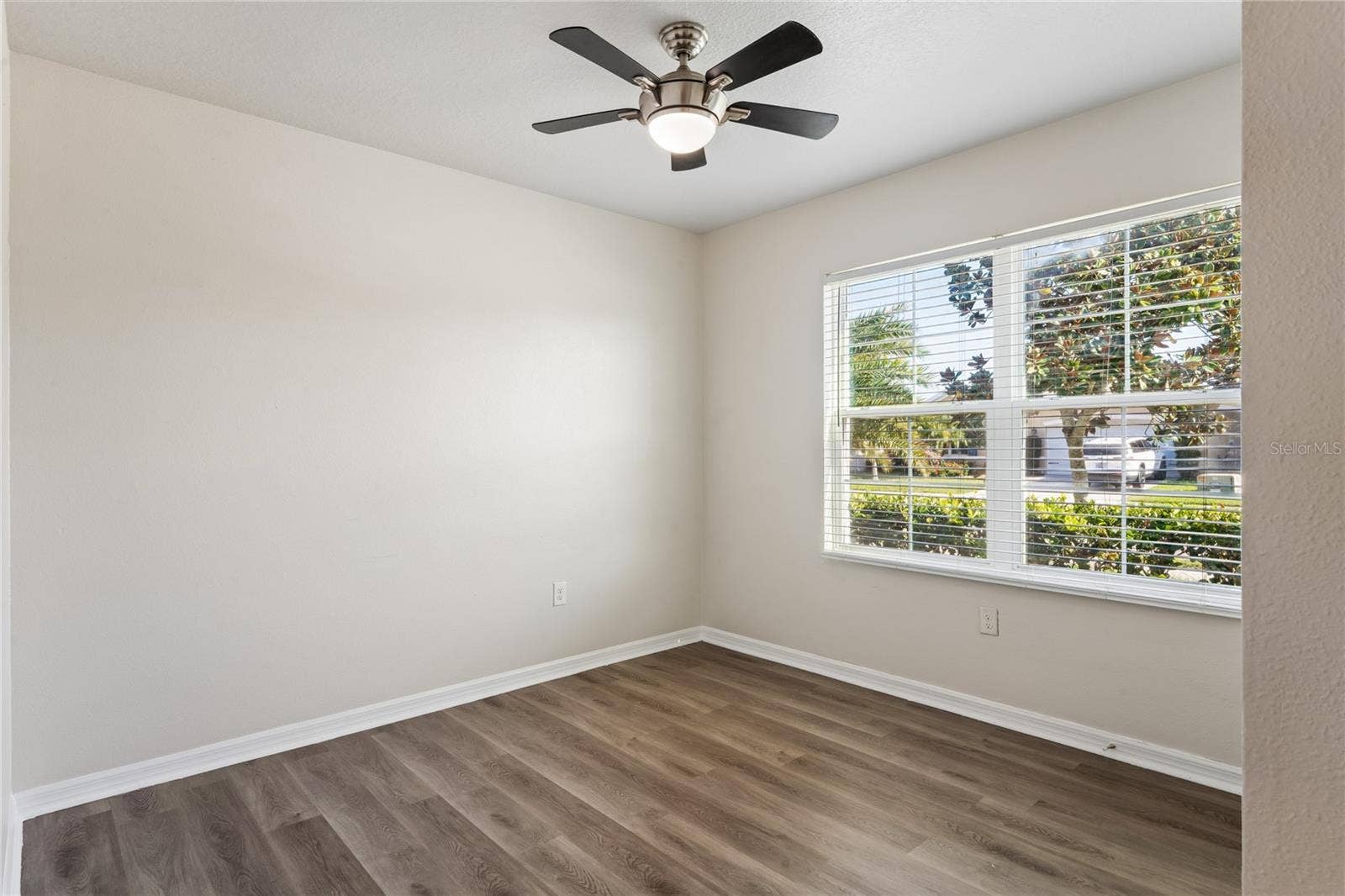 208 LONE DOVE LANE, Bradenton, FL 34212 208 LONE DOVE LANE, Bradenton, FL 34212