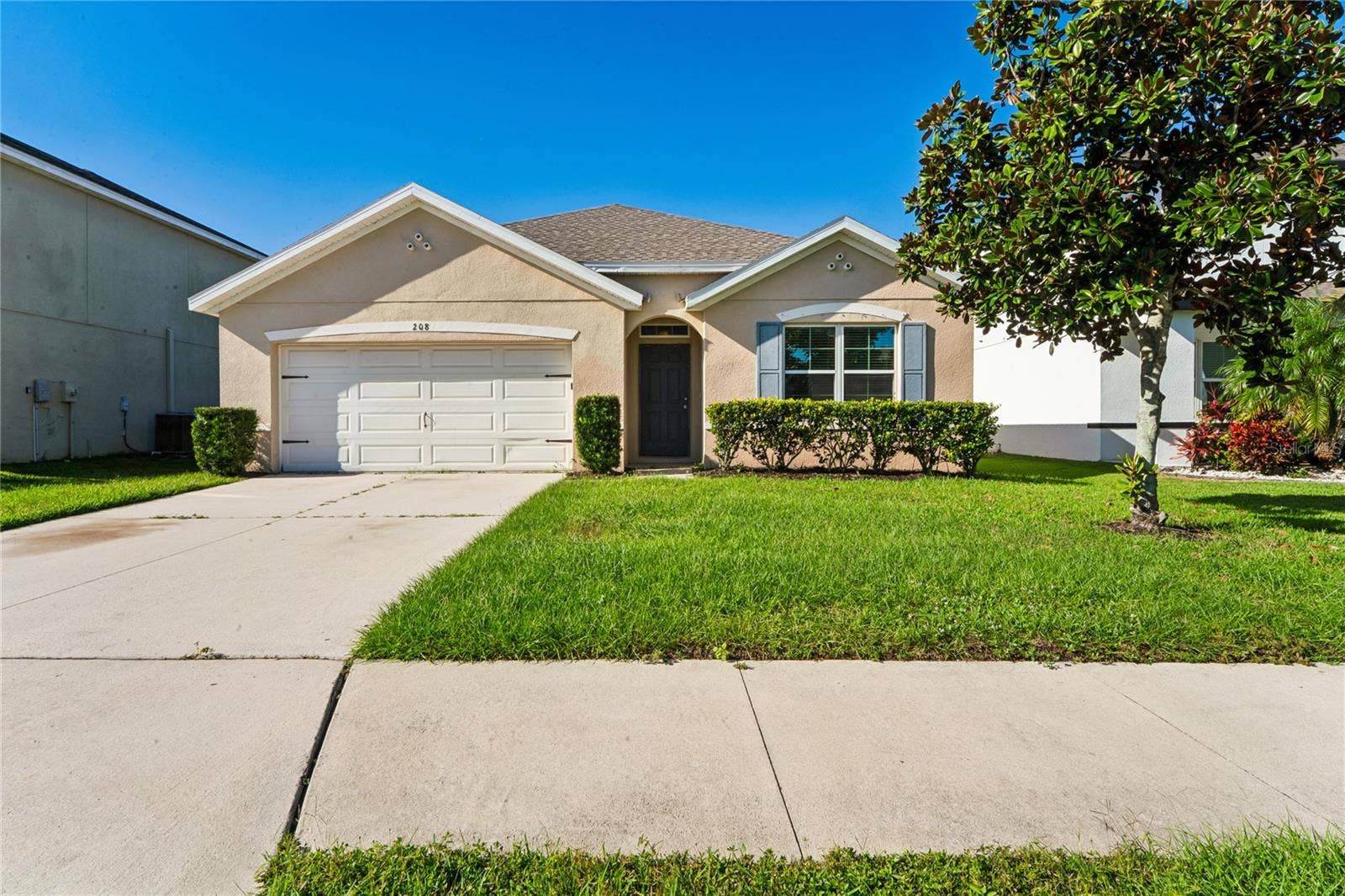 208 LONE DOVE LANE, Bradenton, FL 34212 208 LONE DOVE LANE, Bradenton, FL 34212