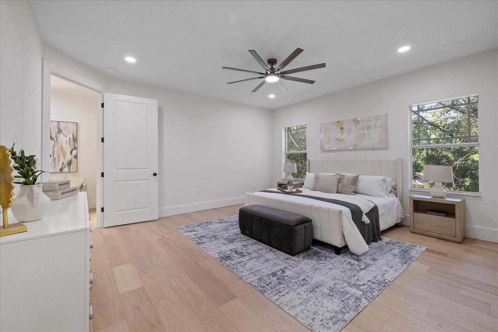 2722 N MYRTLE AVENUE, Tampa, FL 33602