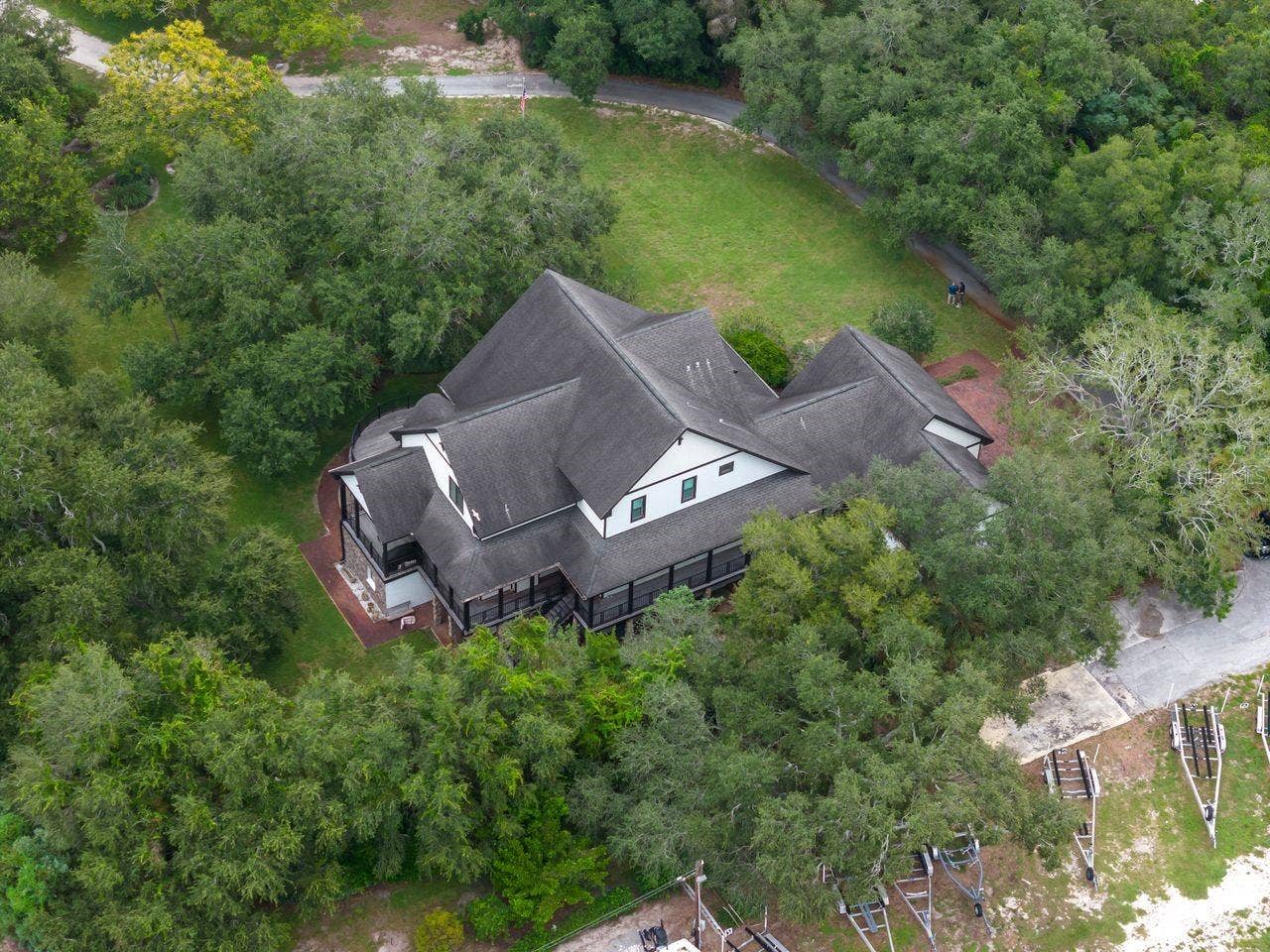 109 OLD OAK LANE, Palm Harbor, FL 34683 Main house