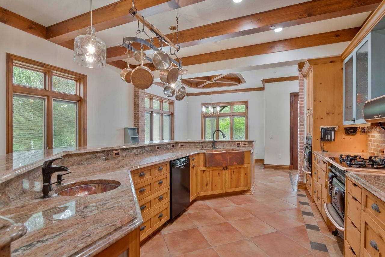 109 OLD OAK LANE, Palm Harbor, FL 34683 Main House