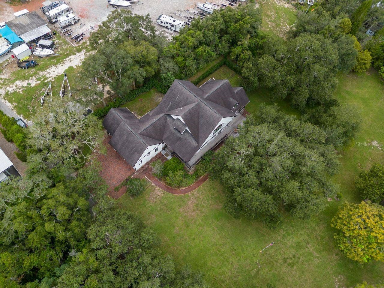 109 OLD OAK LANE, Palm Harbor, FL 34683 109 OLD OAK LANE, Palm Harbor, FL 34683