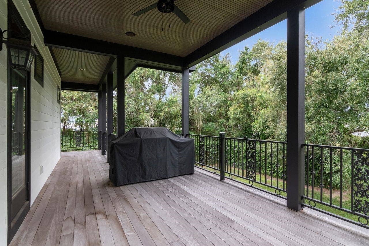 109 OLD OAK LANE, Palm Harbor, FL 34683 109 OLD OAK LANE, Palm Harbor, FL 34683