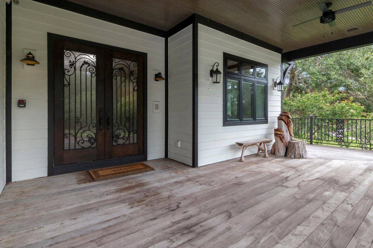109 OLD OAK LANE, Palm Harbor, FL 34683 109 OLD OAK LANE, Palm Harbor, FL 34683